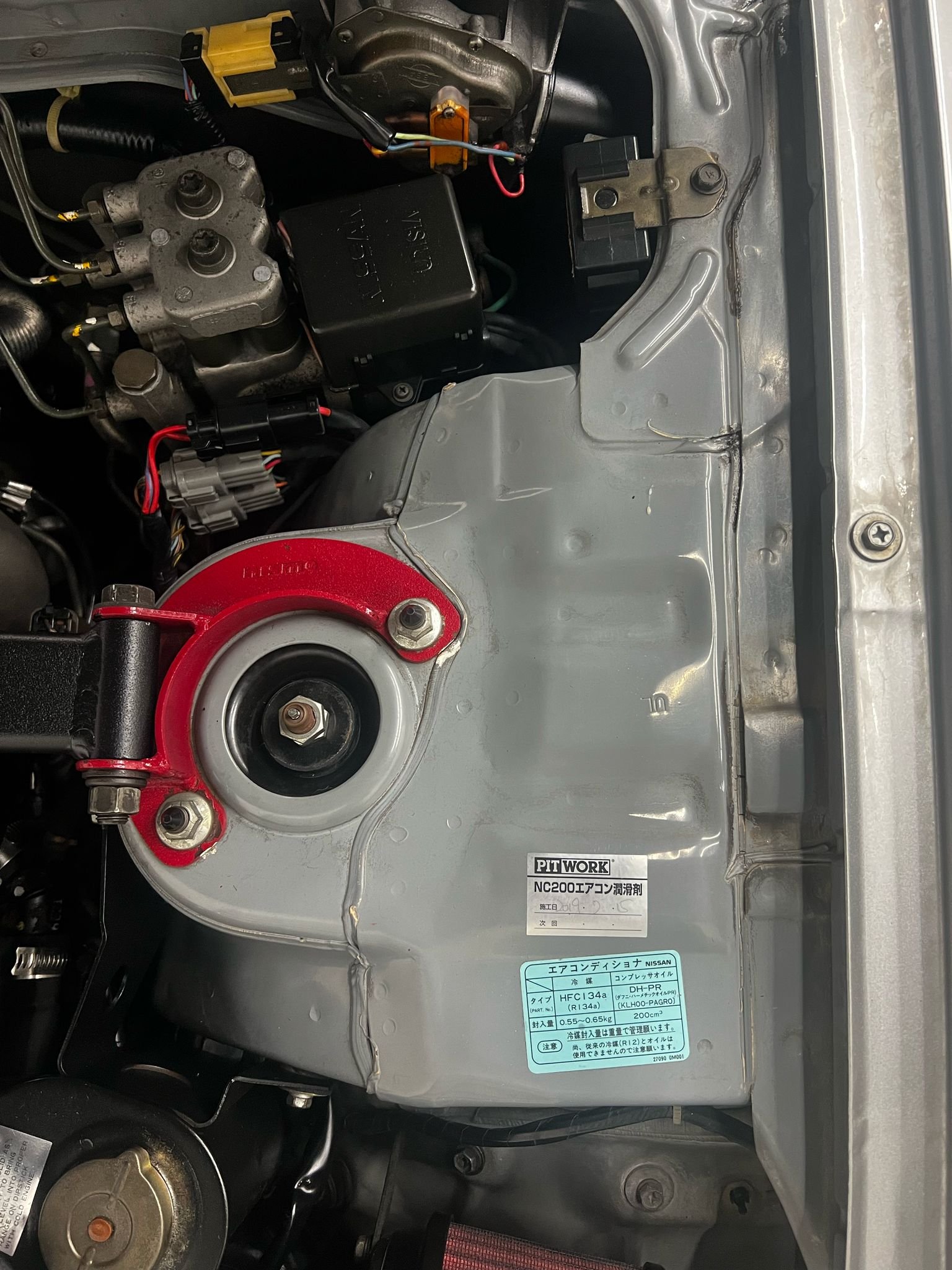 1998_nissan_r33_gtr_63.jpeg