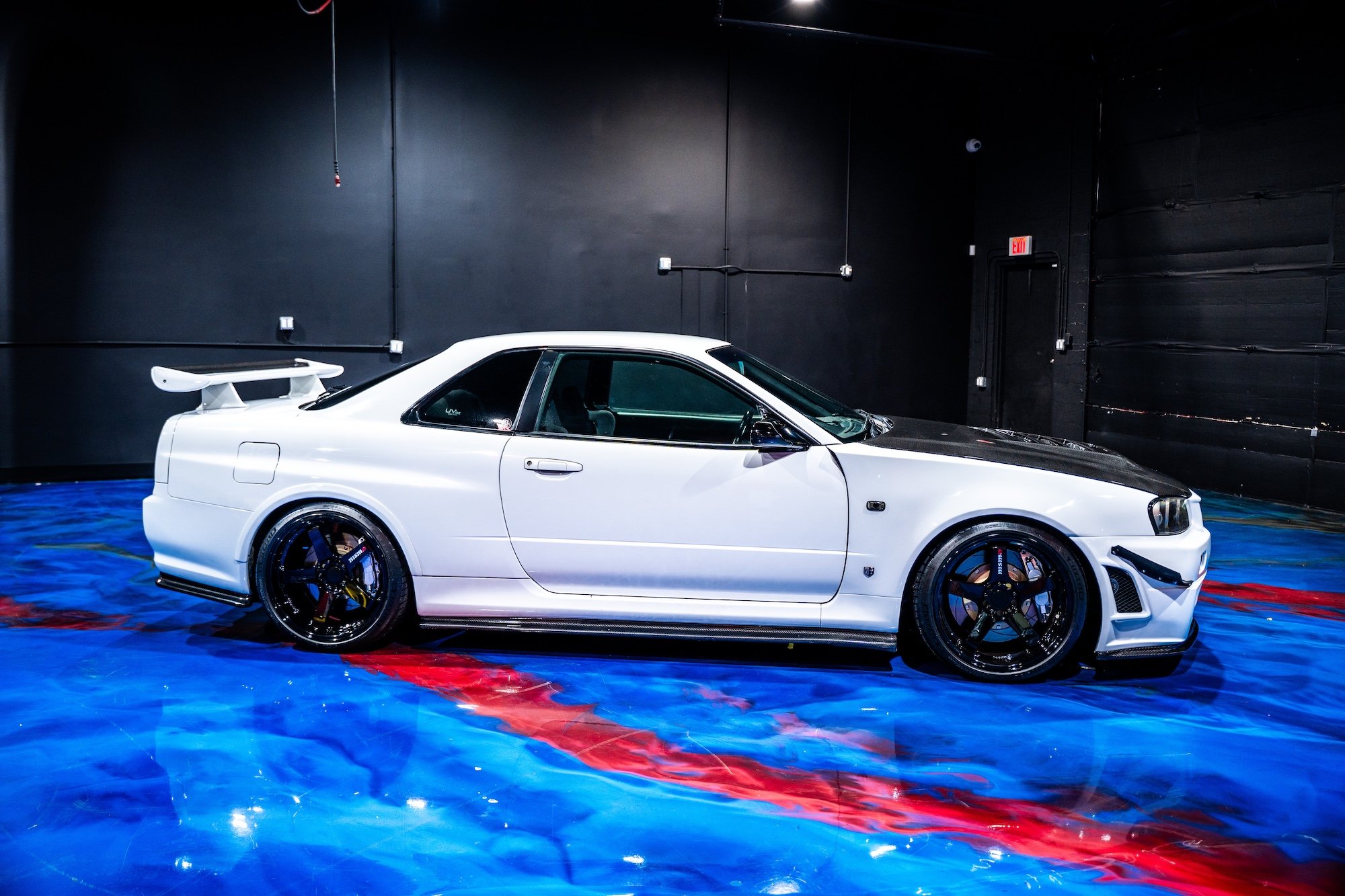 R34GTRHKSCF-32.jpg