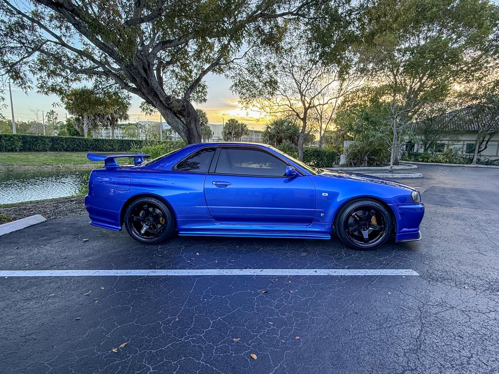 r34_gtr_bayside blue18.jpeg