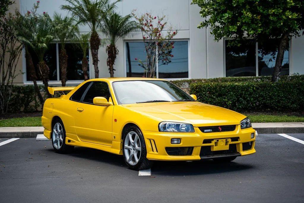 YELLOW34GTT-01.jpg
