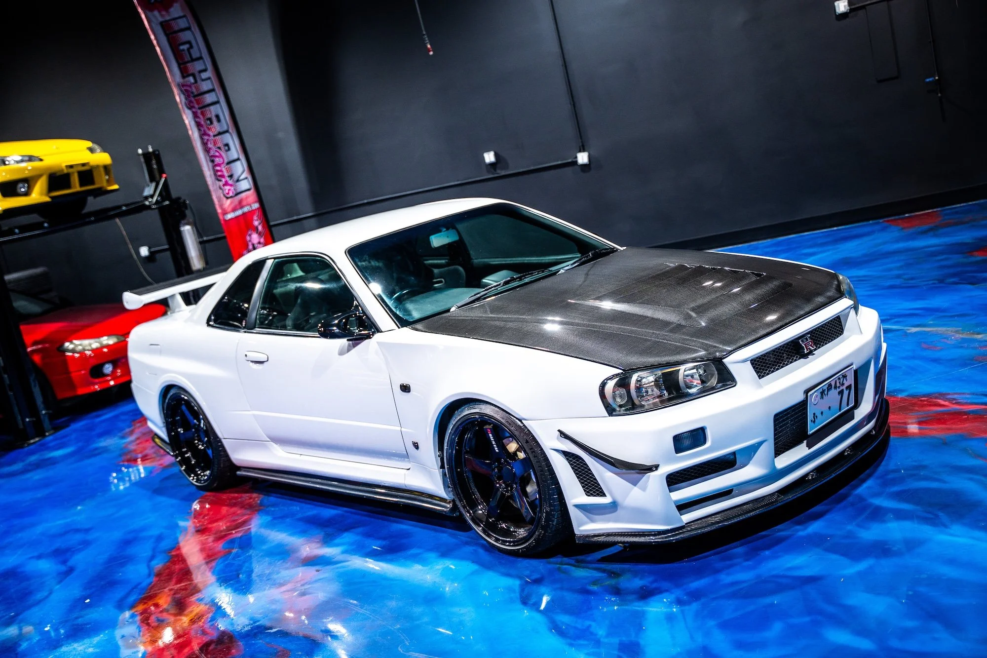 R34GTRHKSCF-34.jpg