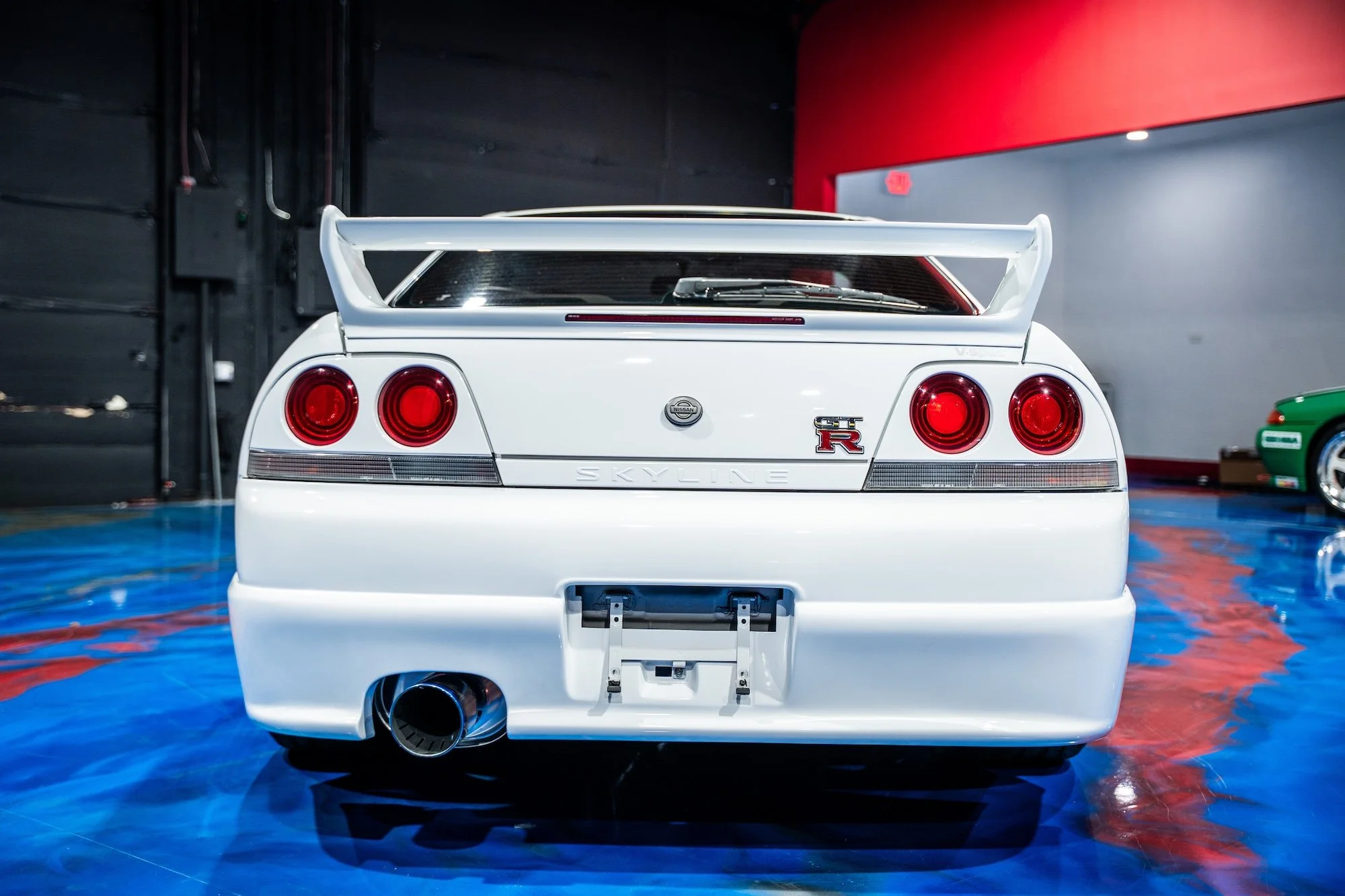 AutoGalleryR33-11.jpg