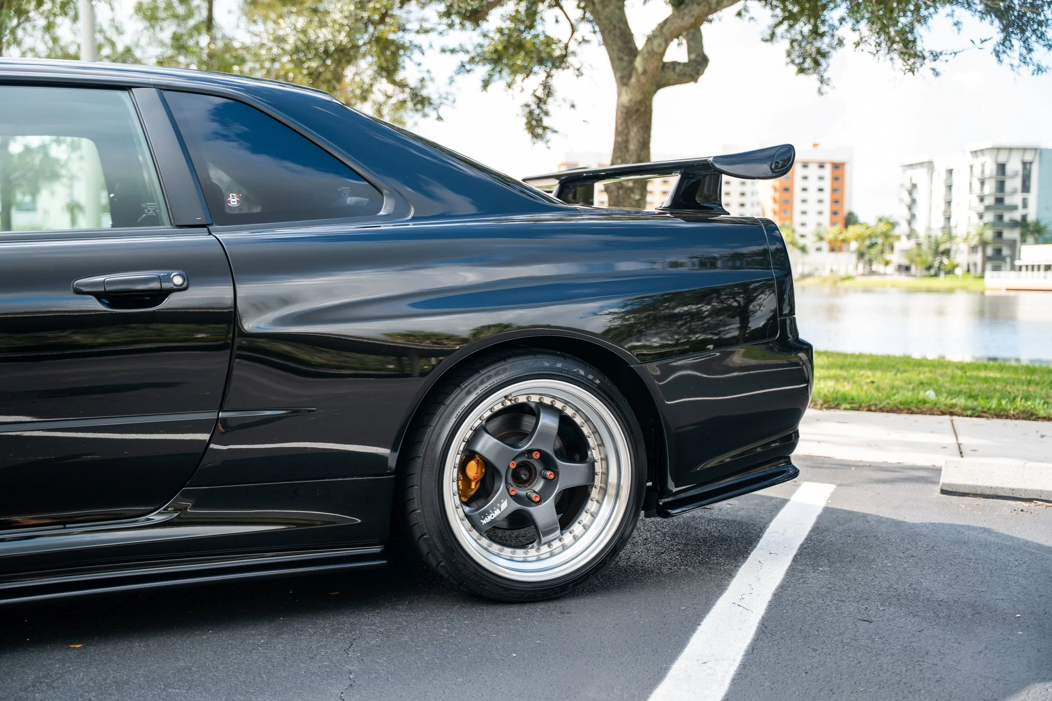 BLACKR34GTR-65.jpg