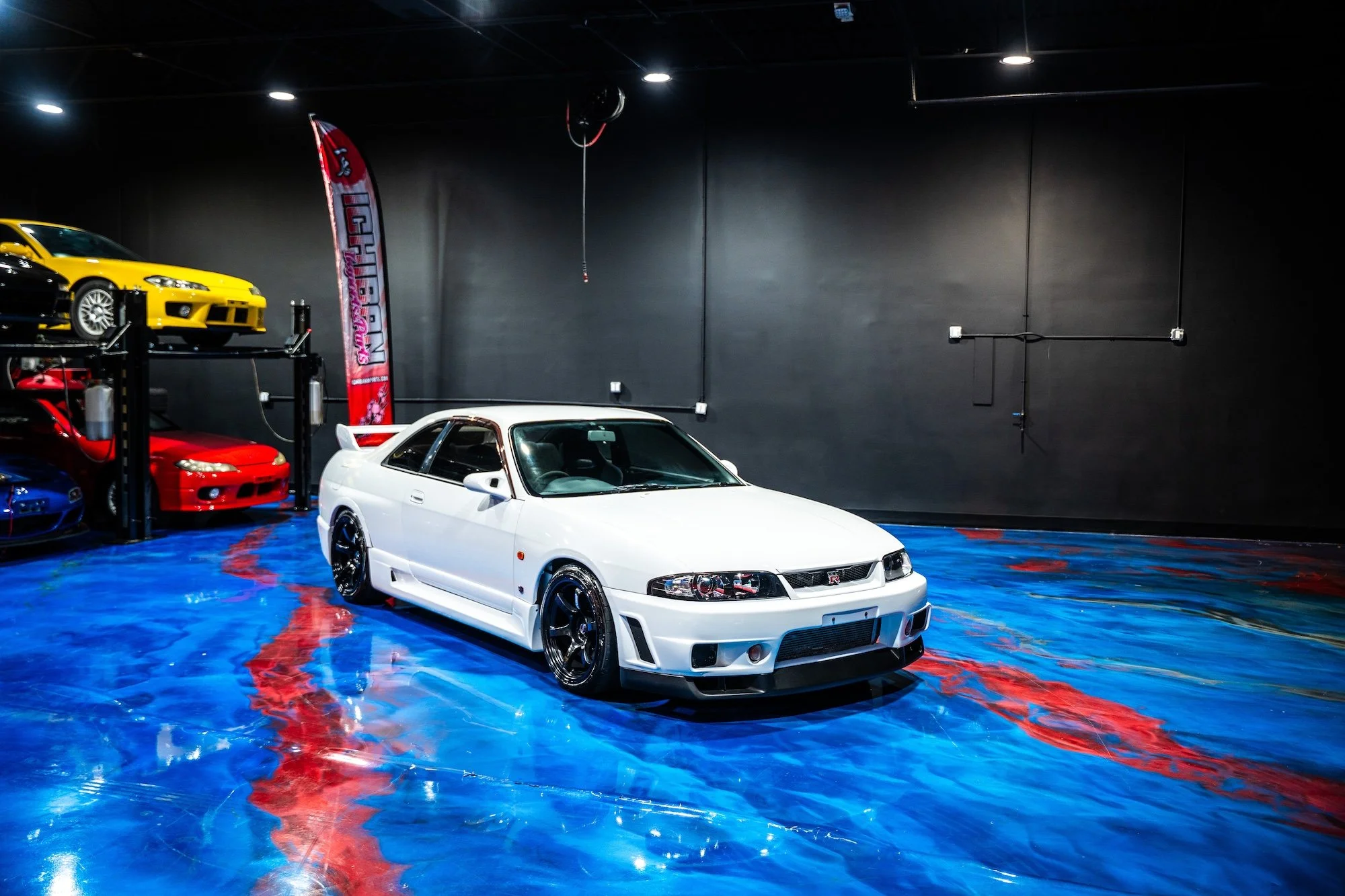 AutoGalleryR33-19.jpg