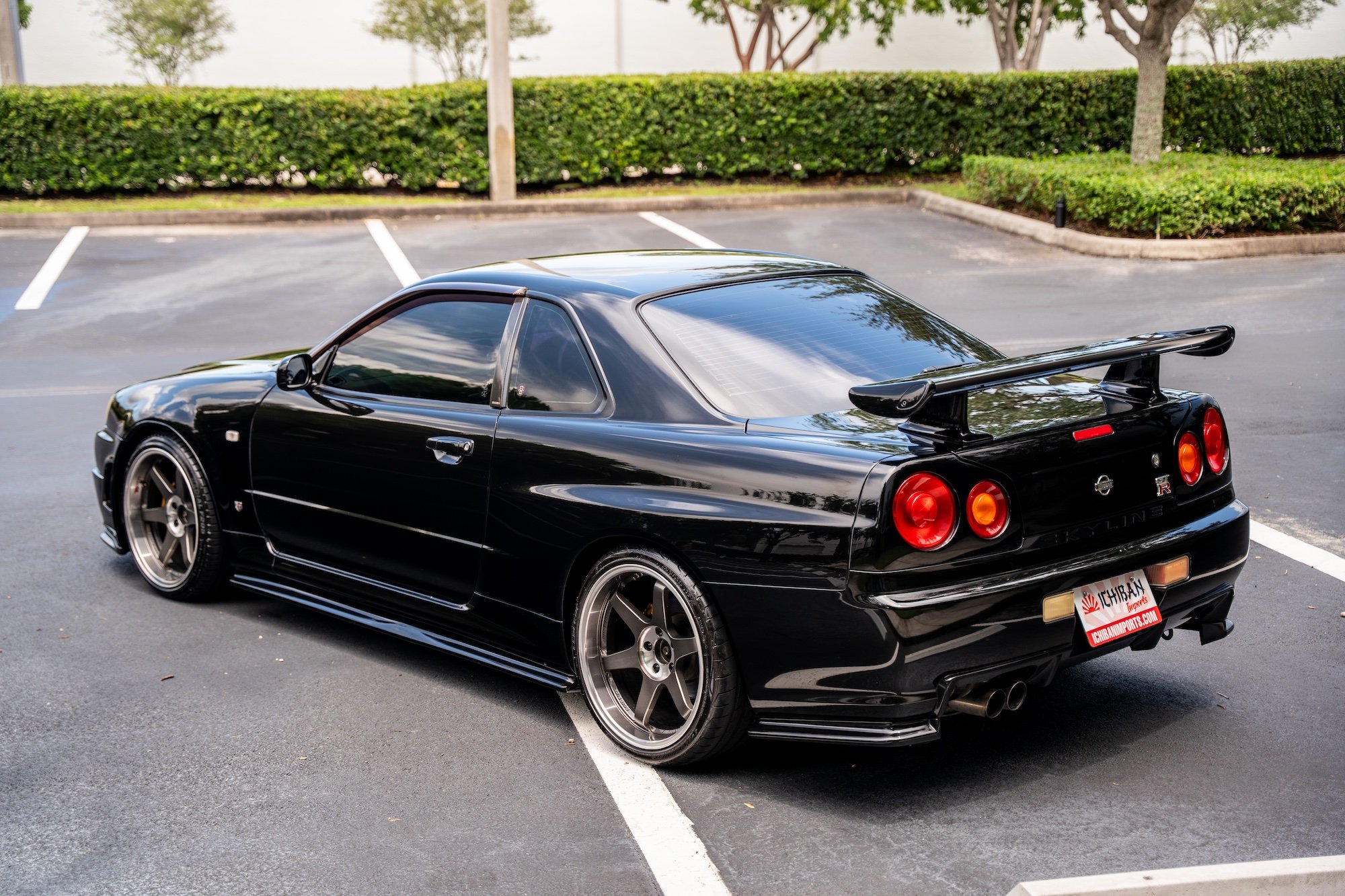 BlackR34GTR-69.jpeg