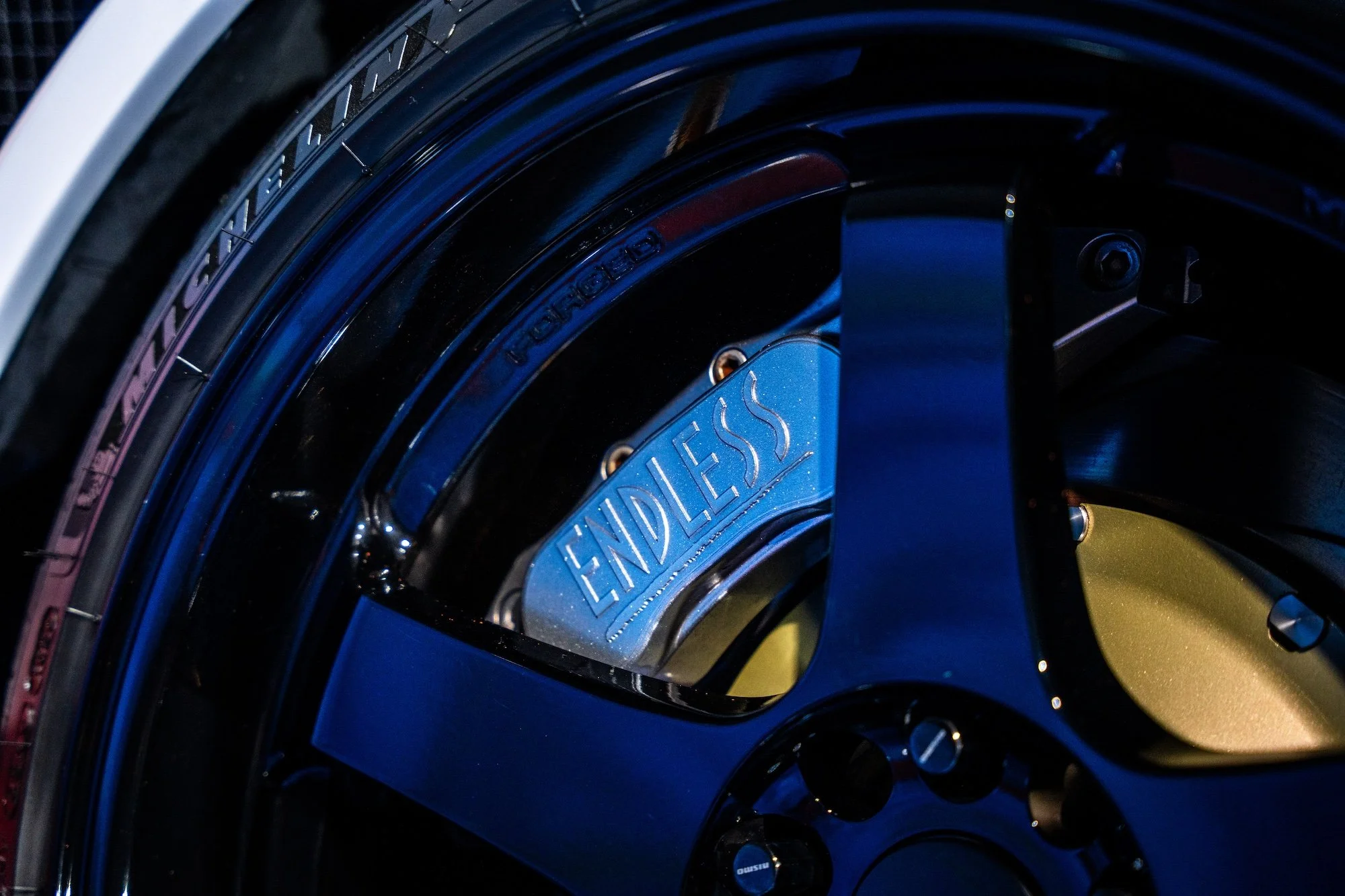 R34GTRHKSCF-11.jpg
