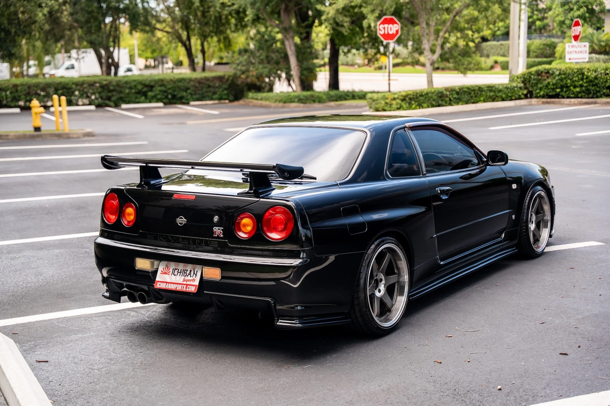 BlackR34GTR-73.jpeg