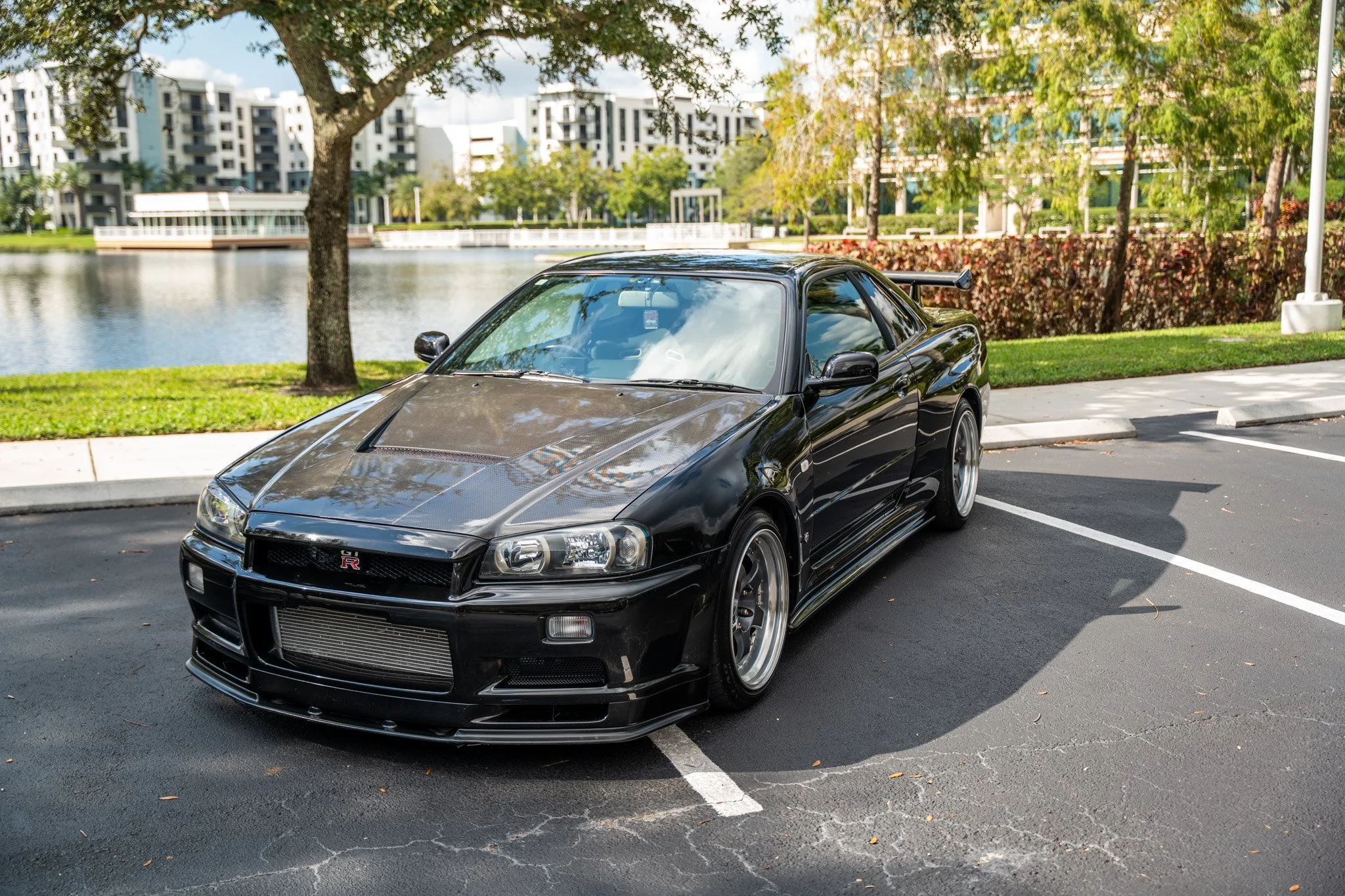 BLACKR34GTR-48.jpg