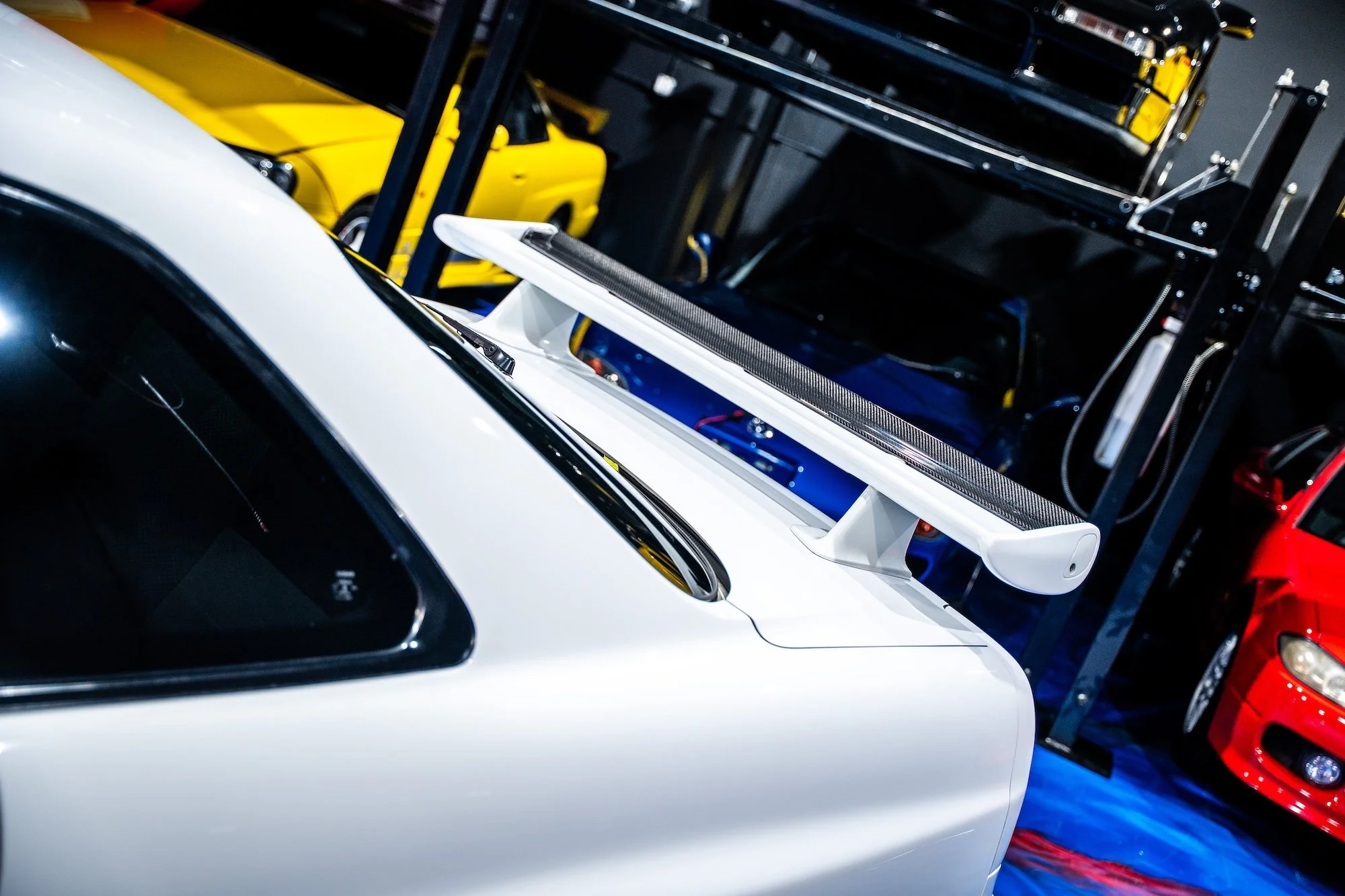R34GTRHKSCF-16.jpg