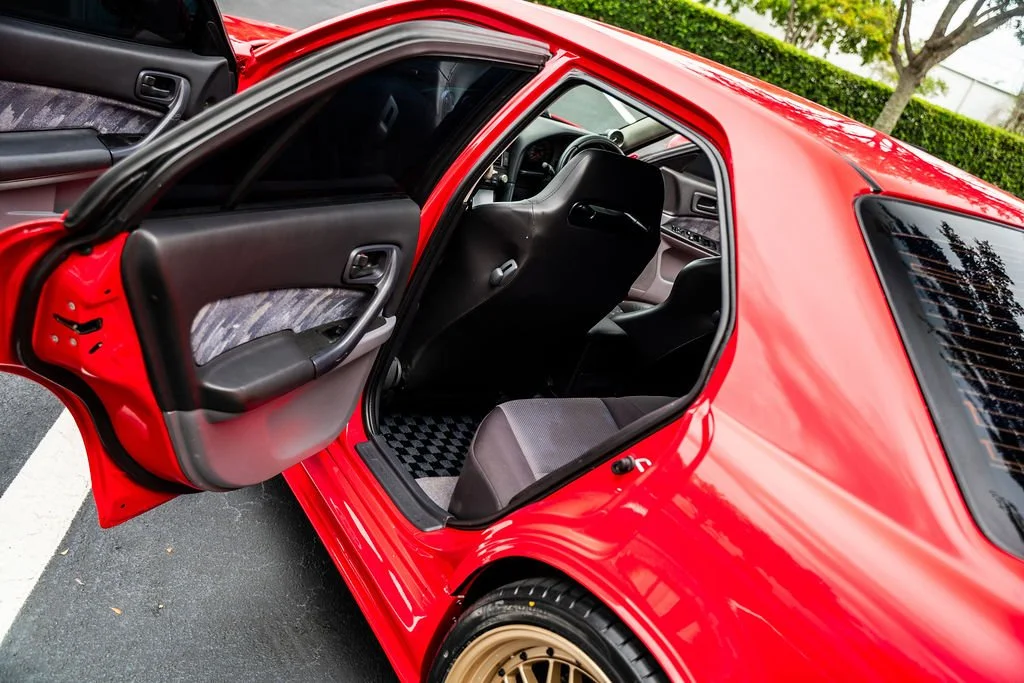 AR24DoorR34GTT-81.jpg