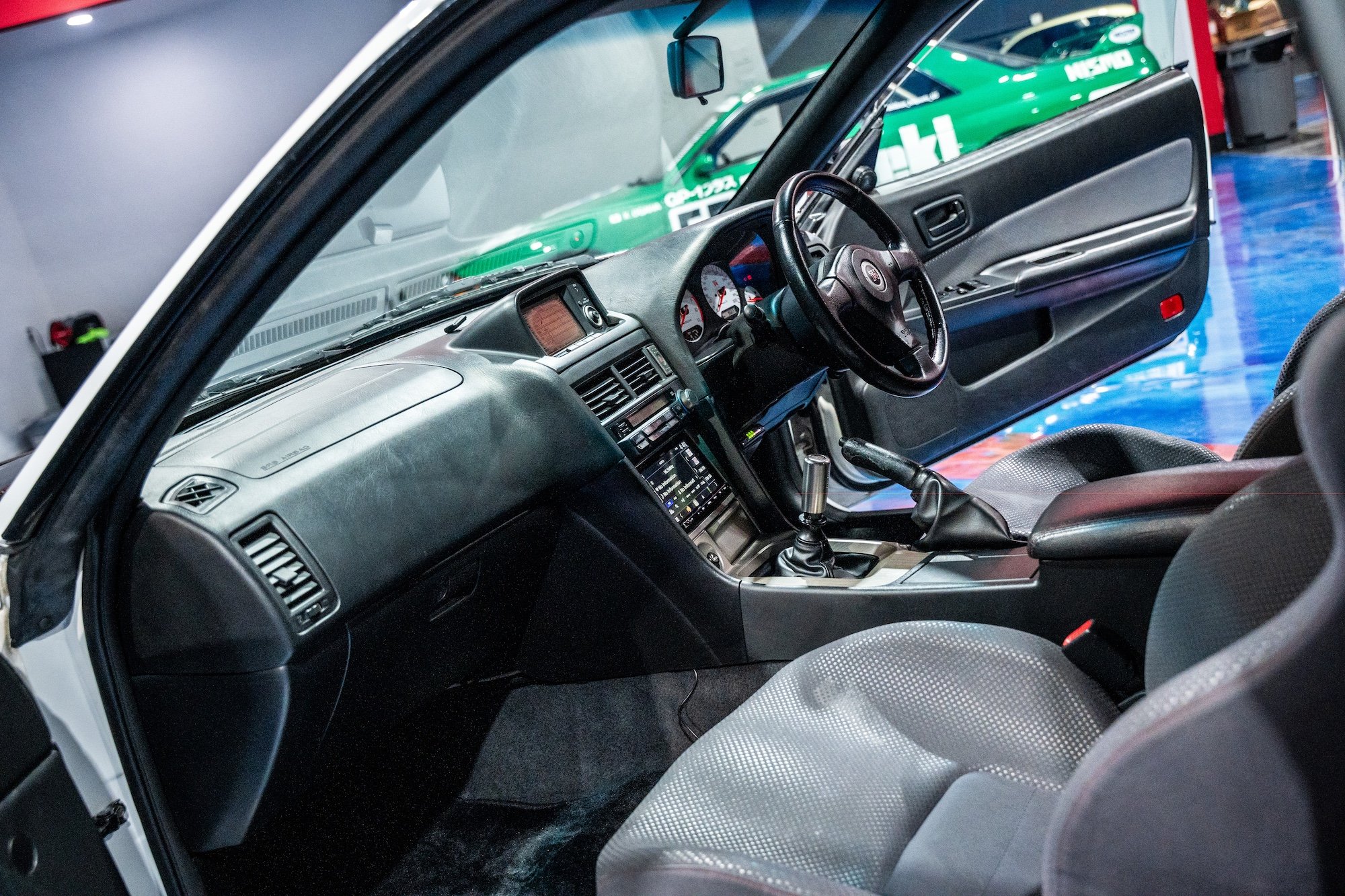 R34GTRHKSCF-65.jpg