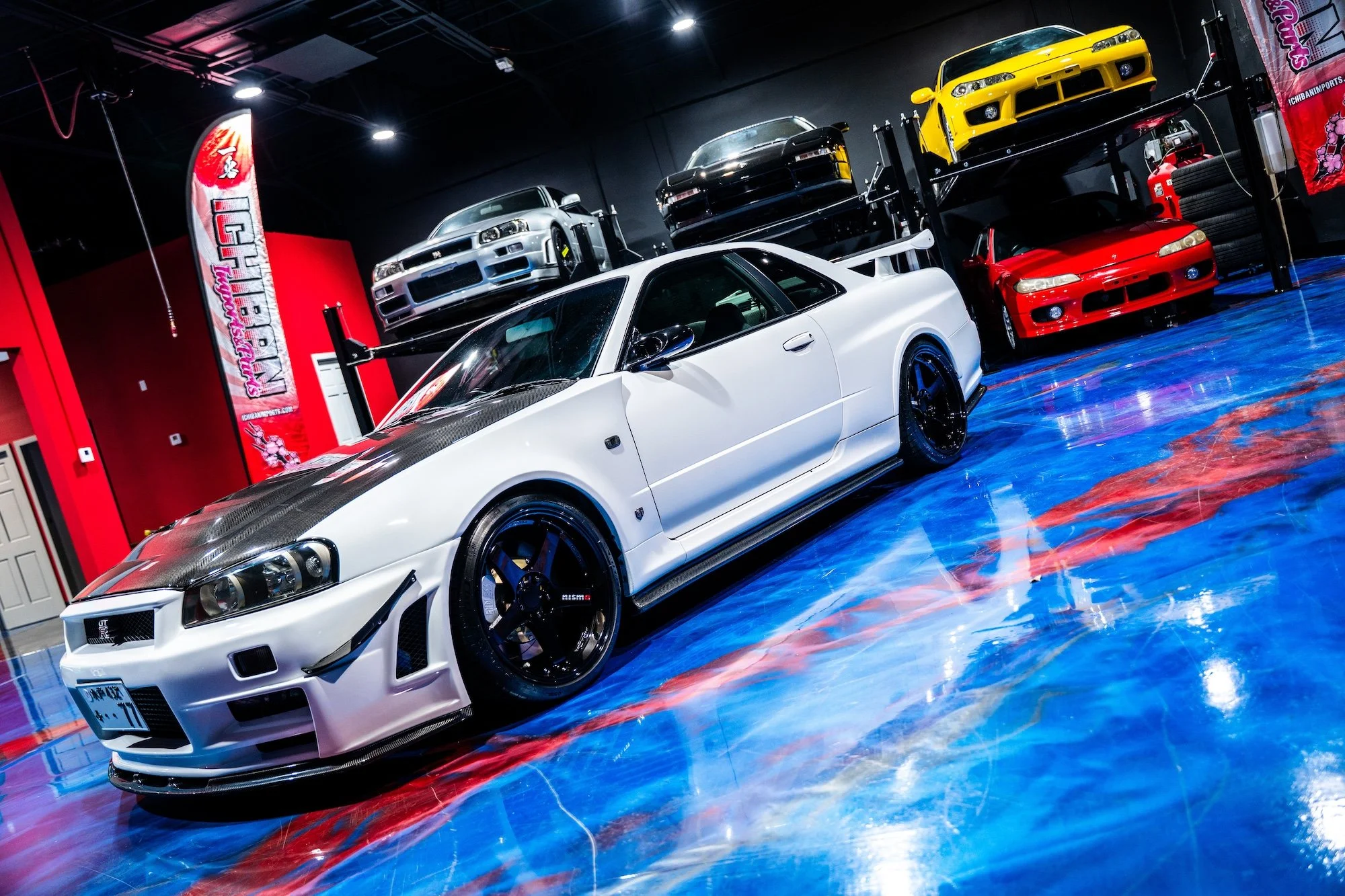 R34GTRHKSCF-07.jpg