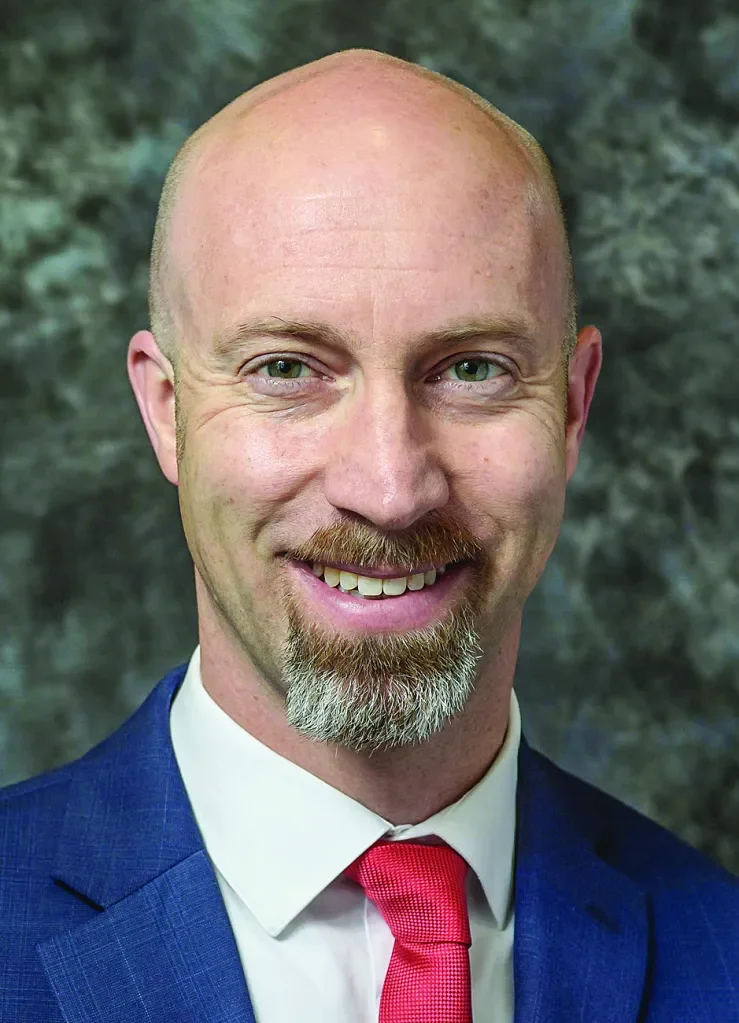 
Braga / Zizi / Bane

Dean Marsh
