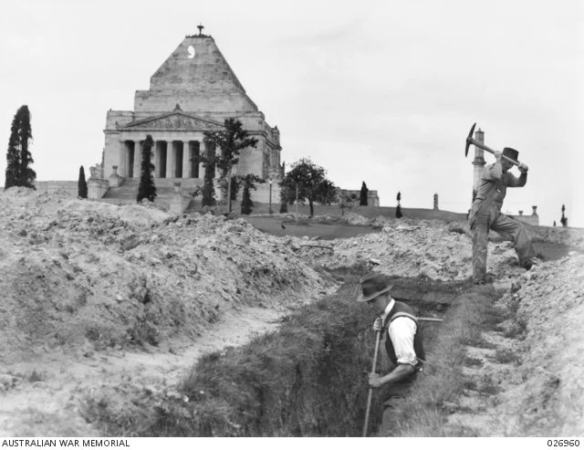  MELBOURNE, AUSTRALIA. 1942-10. MELBOURNE IN WAR-TIME. SLIT TRENCHES IN THE LAWNS OF THE SHRINE OF REMEMBRANCE.