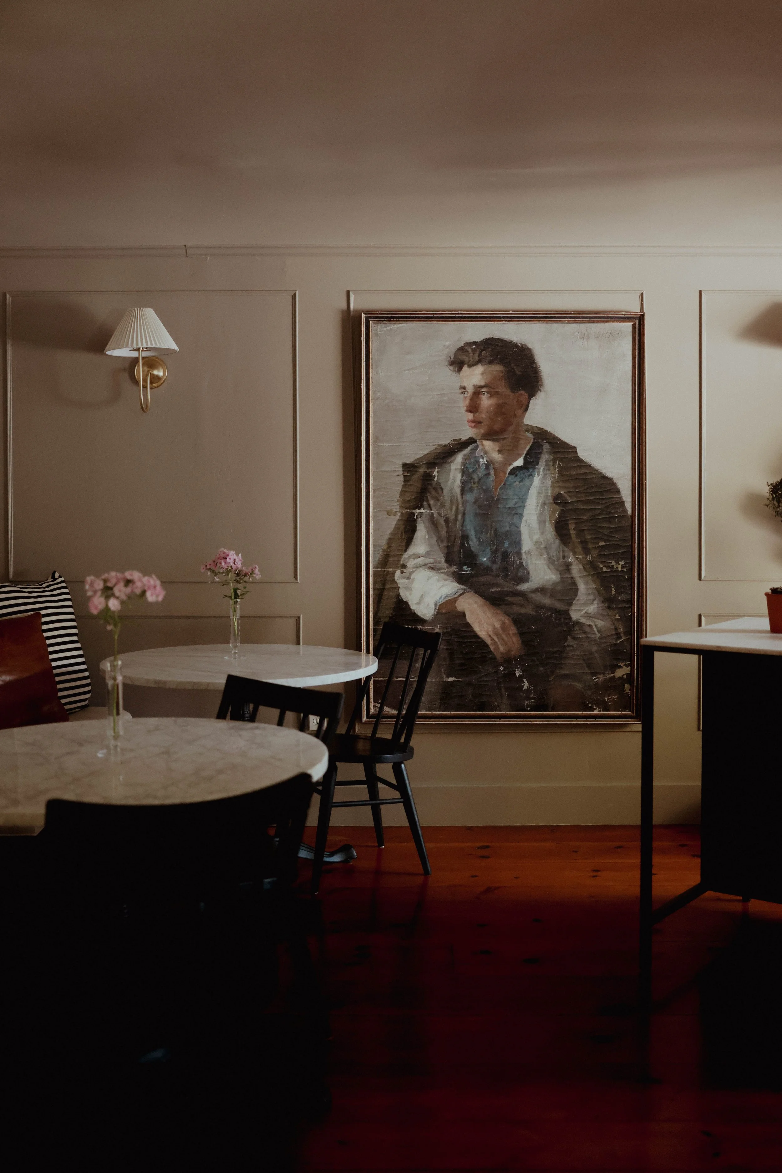 Hideaway Inn-1626.jpeg