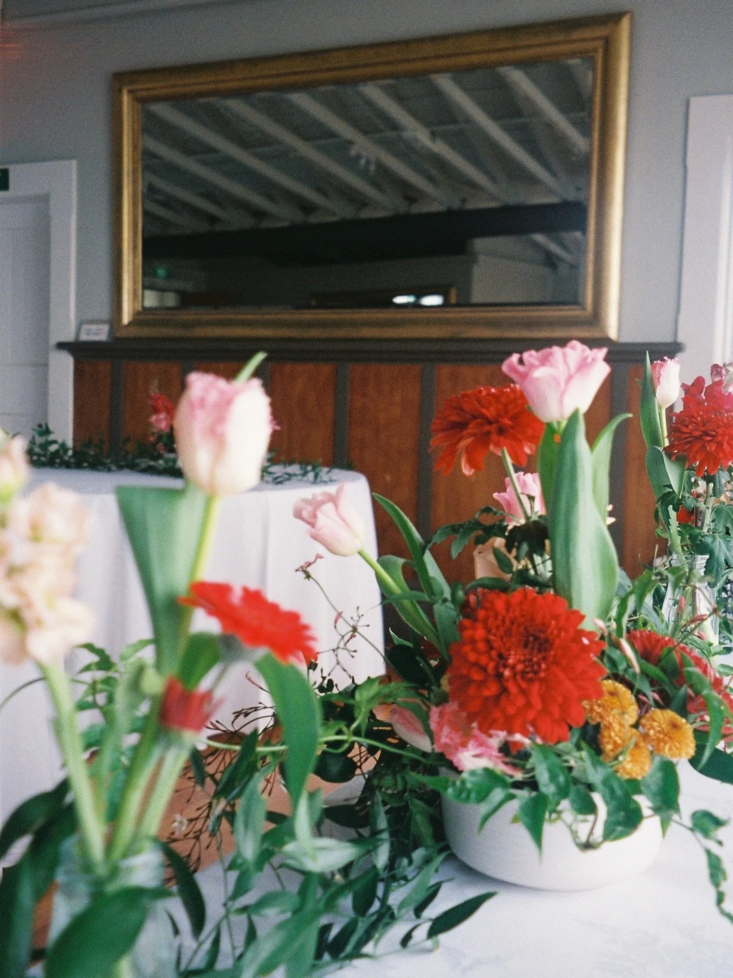 Flowers on film!! Name a better combo 🌺 

 #weddingflowers #nzflorist #flowersonfilm #nzwedding #florist