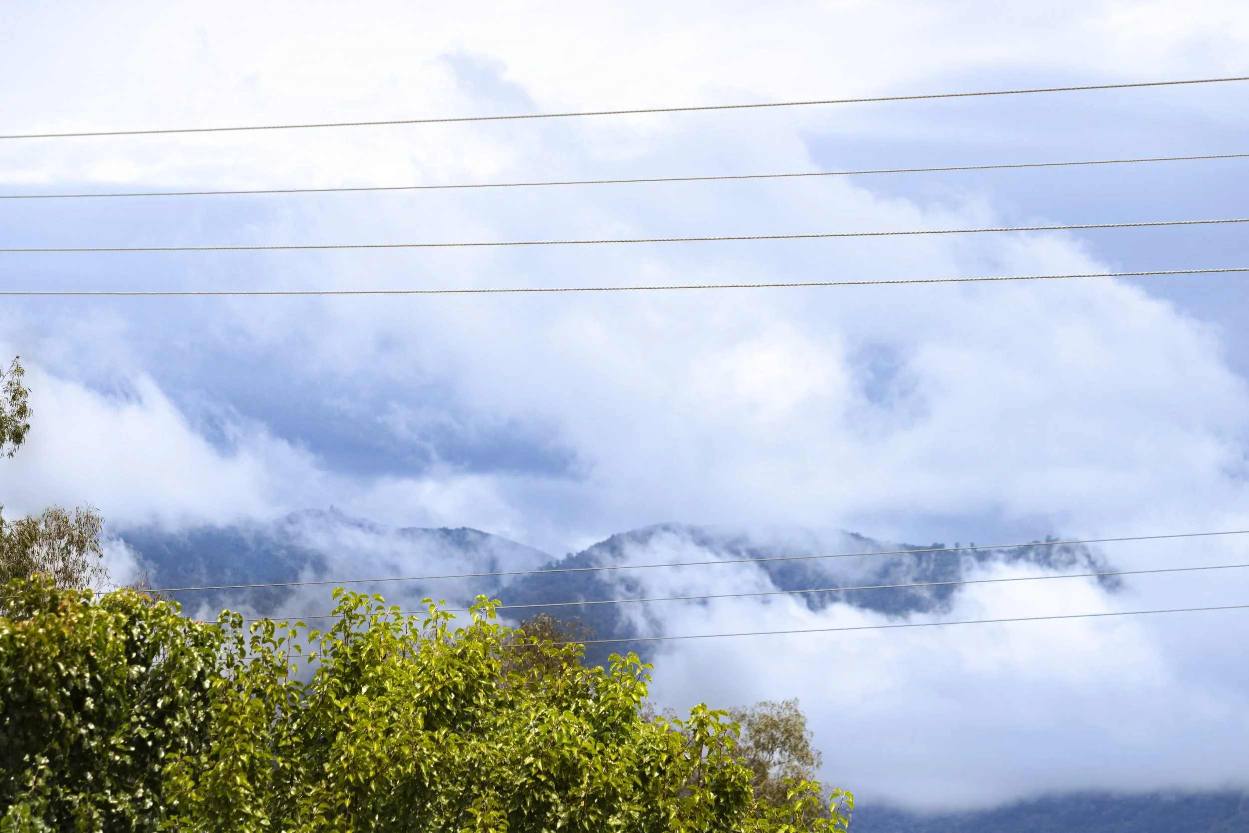 Cloudy Surrounds (Bright) (1)