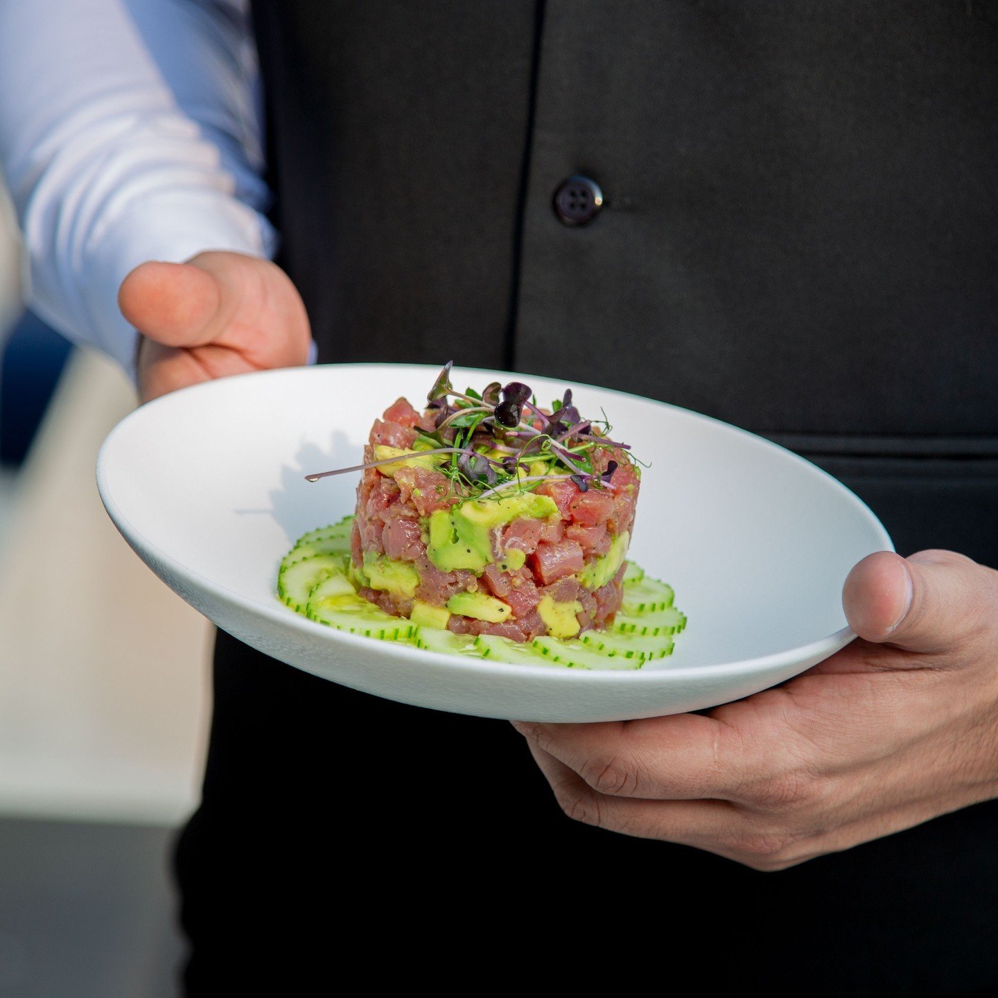 Tartare Di Tonno Rosso: a fresh and zesty blend to delight your tastebuds.

To reserve, tap the link in our bio

#Oliveto #EnhanceYourSenses #Italian #Restaurant #Bahrain #KSA #Khobar #Dammam #Kuwait #Lounge #Livemusic #Foodie