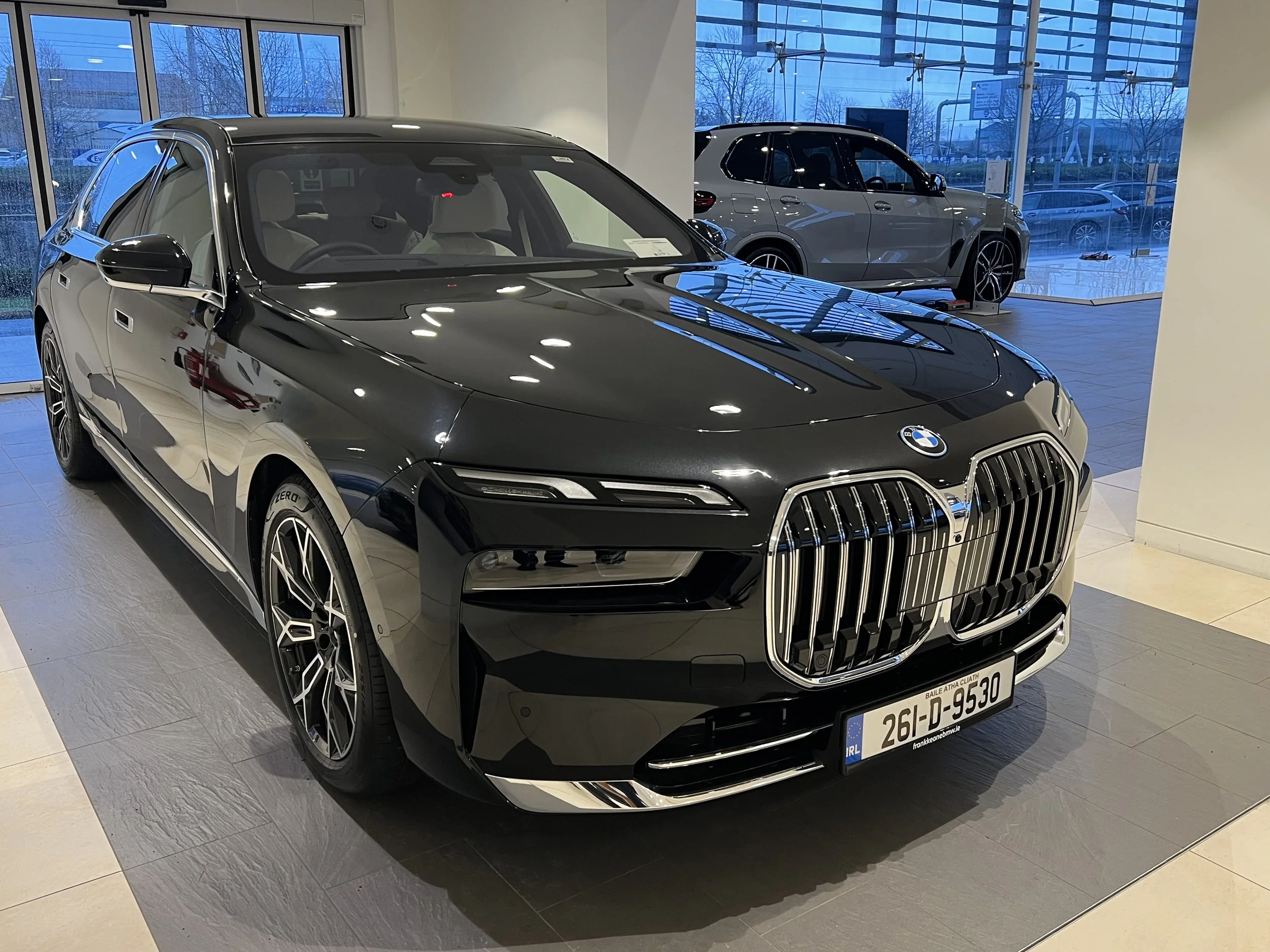 8 hours booking First Class Vehicle | Additional hours at €80/hour