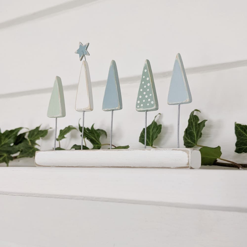 Shades-of-Blue-and-Green-Christmas-Trees-4-4.jpg