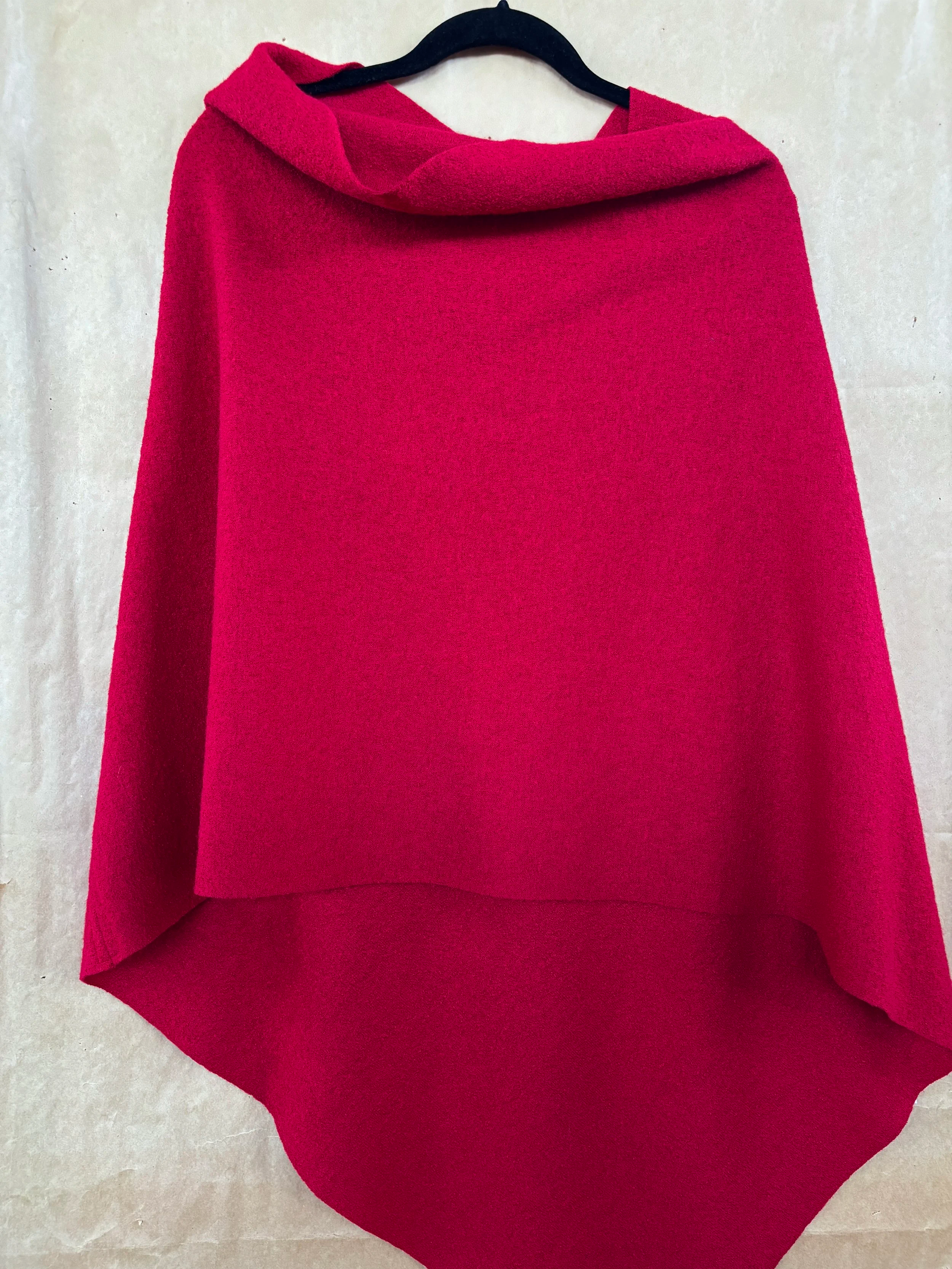 Red Anacortes Wrap