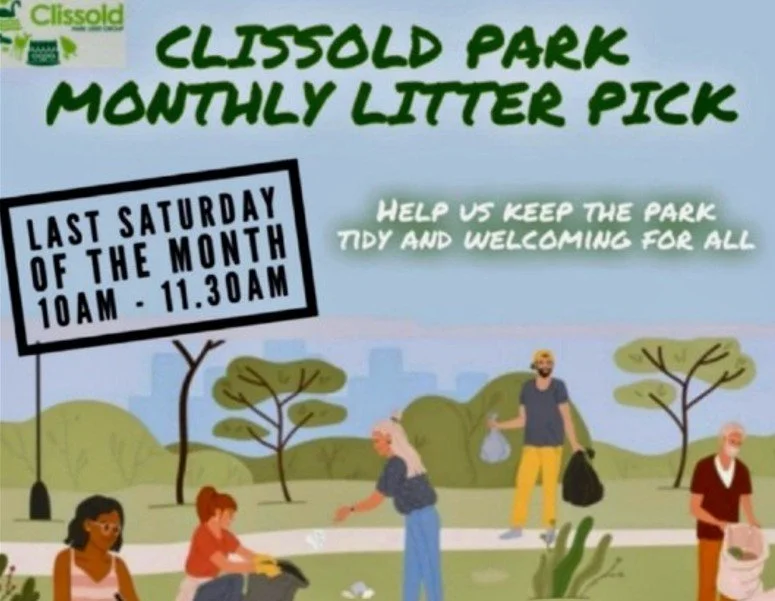 people picking litter in clissold park