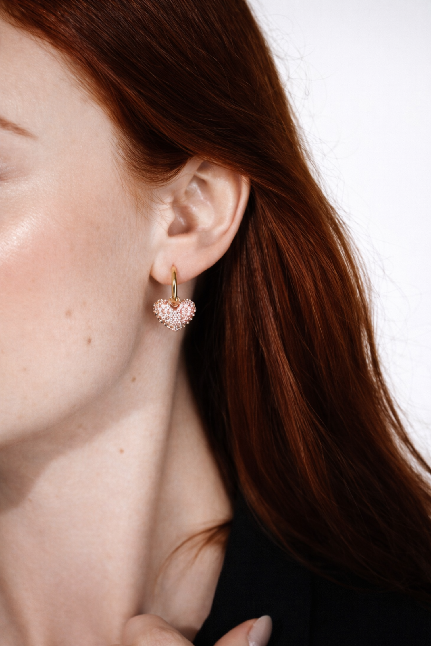 Love Earrings Model.png