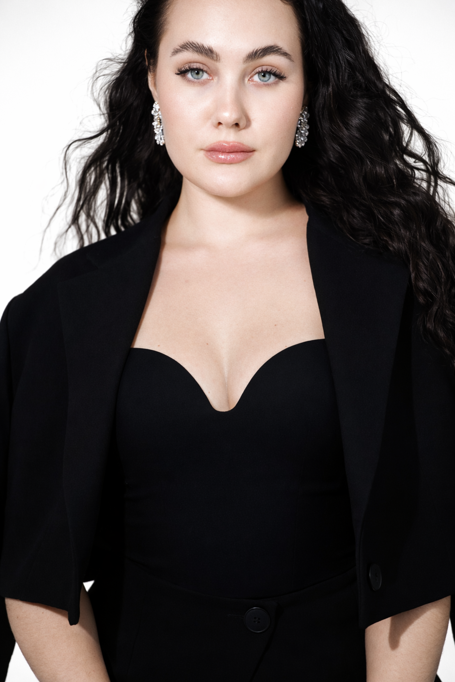 Earrings Crystal Wear 1.png