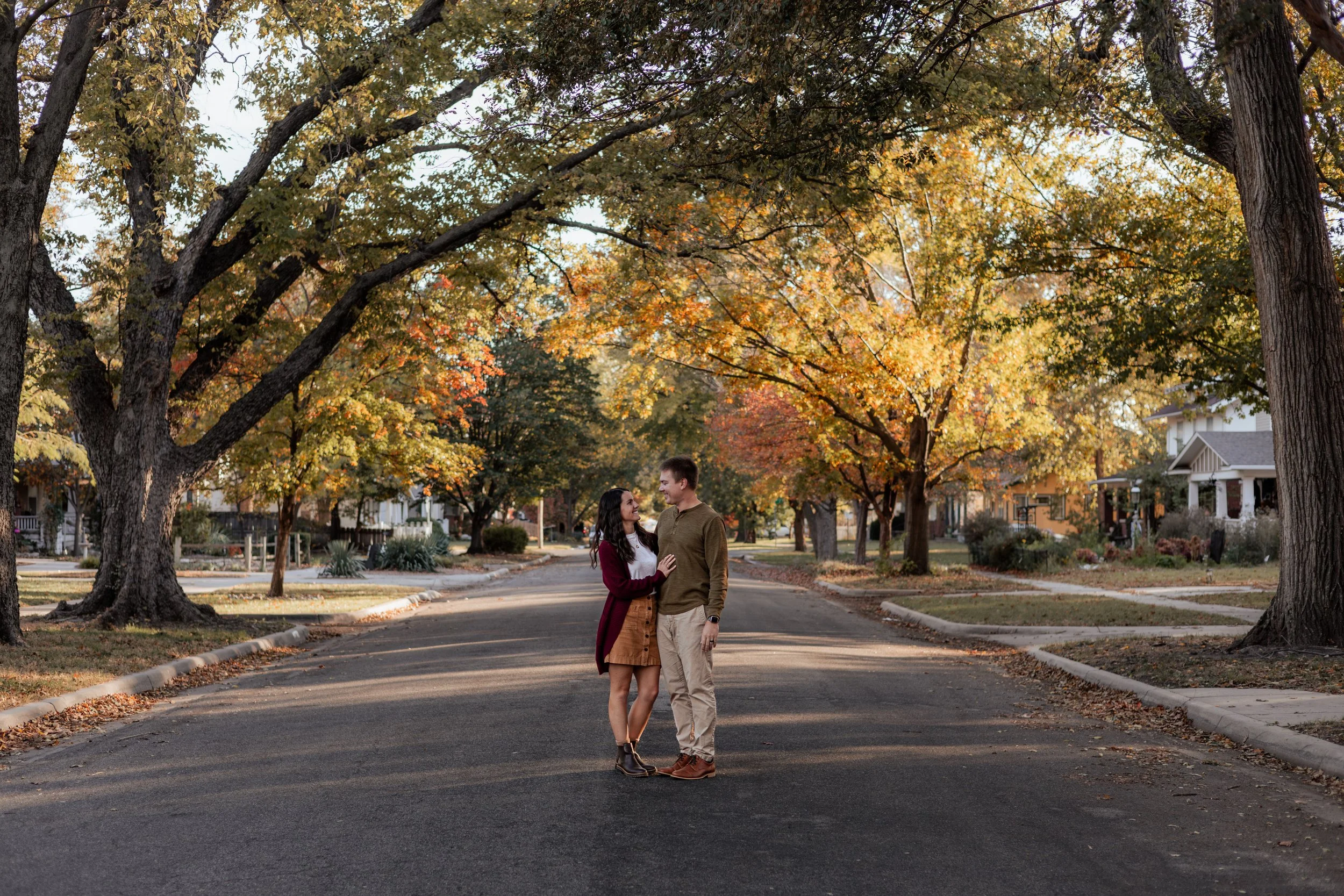 wichita, ks fall photos with gorgeous autumn foliage