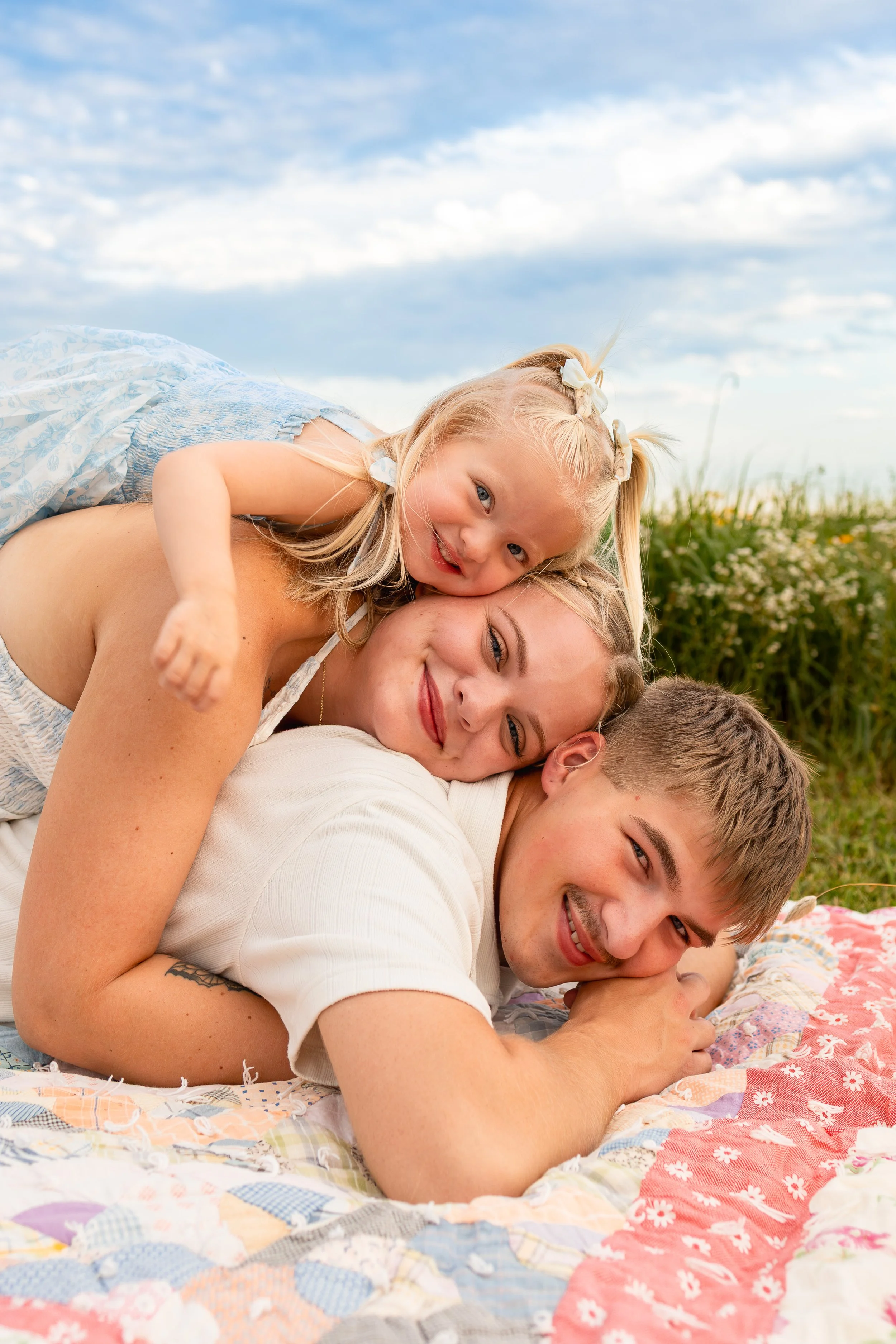 sweet pose for family photo session in wichita Kansas