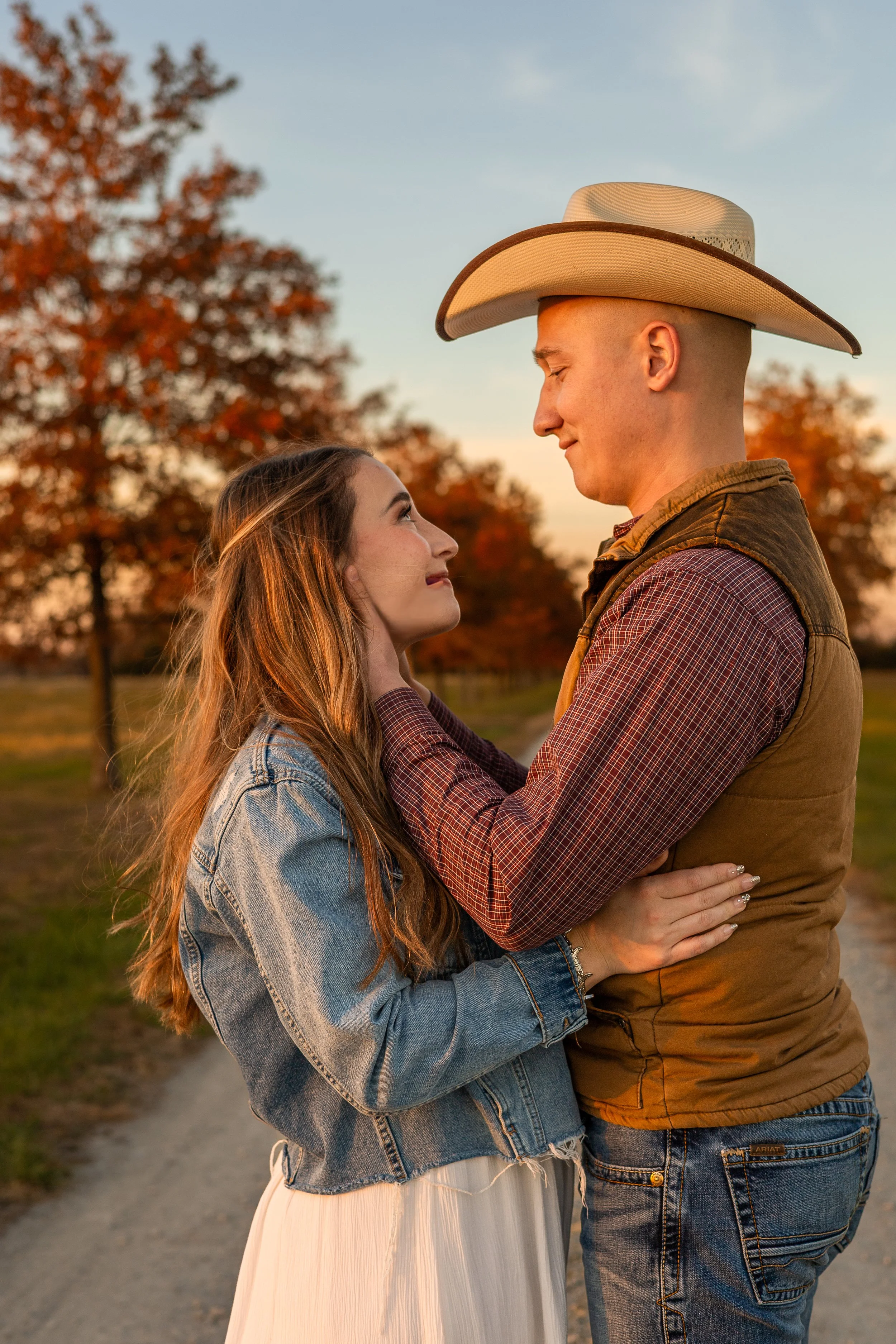Kinze & Evan Engagement Session-56.jpg