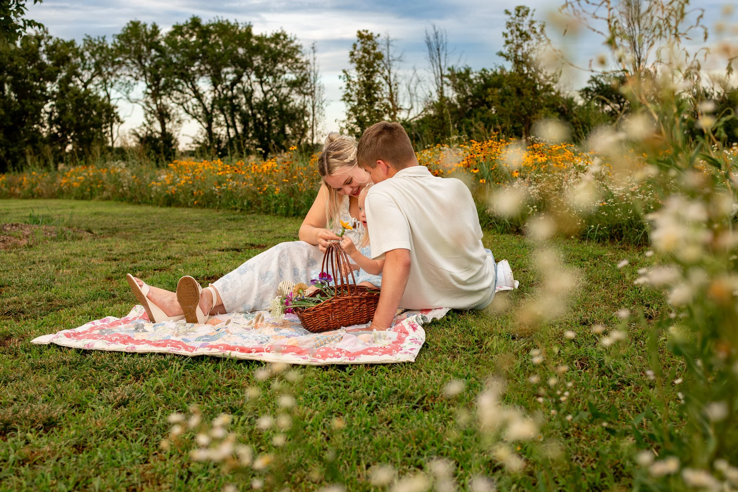 Robinson Flower Farm Session - SNEAK PEEKS-14.jpg