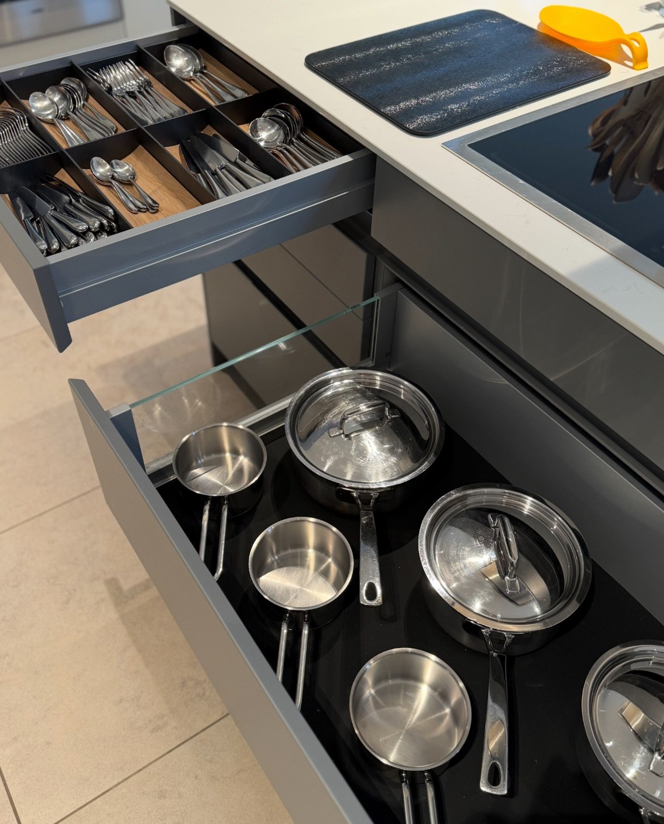 Whether it&rsquo;s for an upcoming house move, or just a general house sort, we help with every area of your home from kitchen cupboards to kids books, electricals to stationery&hellip; and everything in between. 

It&rsquo;s an investment that you&r