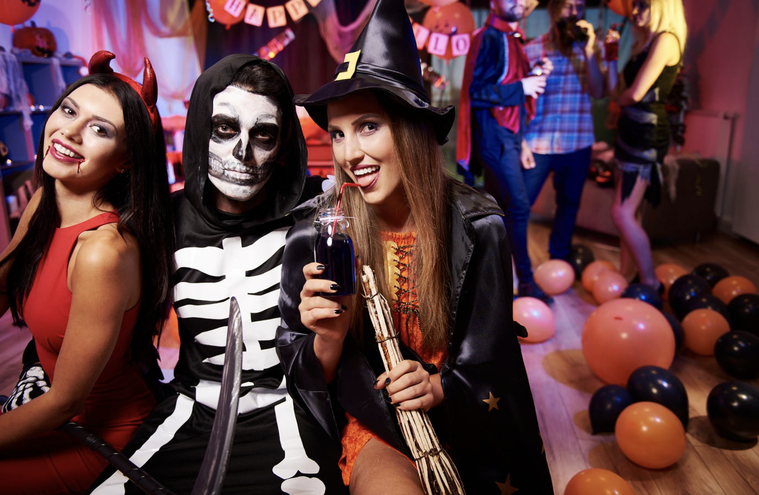 Episode 044: Halloween Sexcapades: Sex Swing Sex, BDSM with Strangers, & Sensory Deprivation