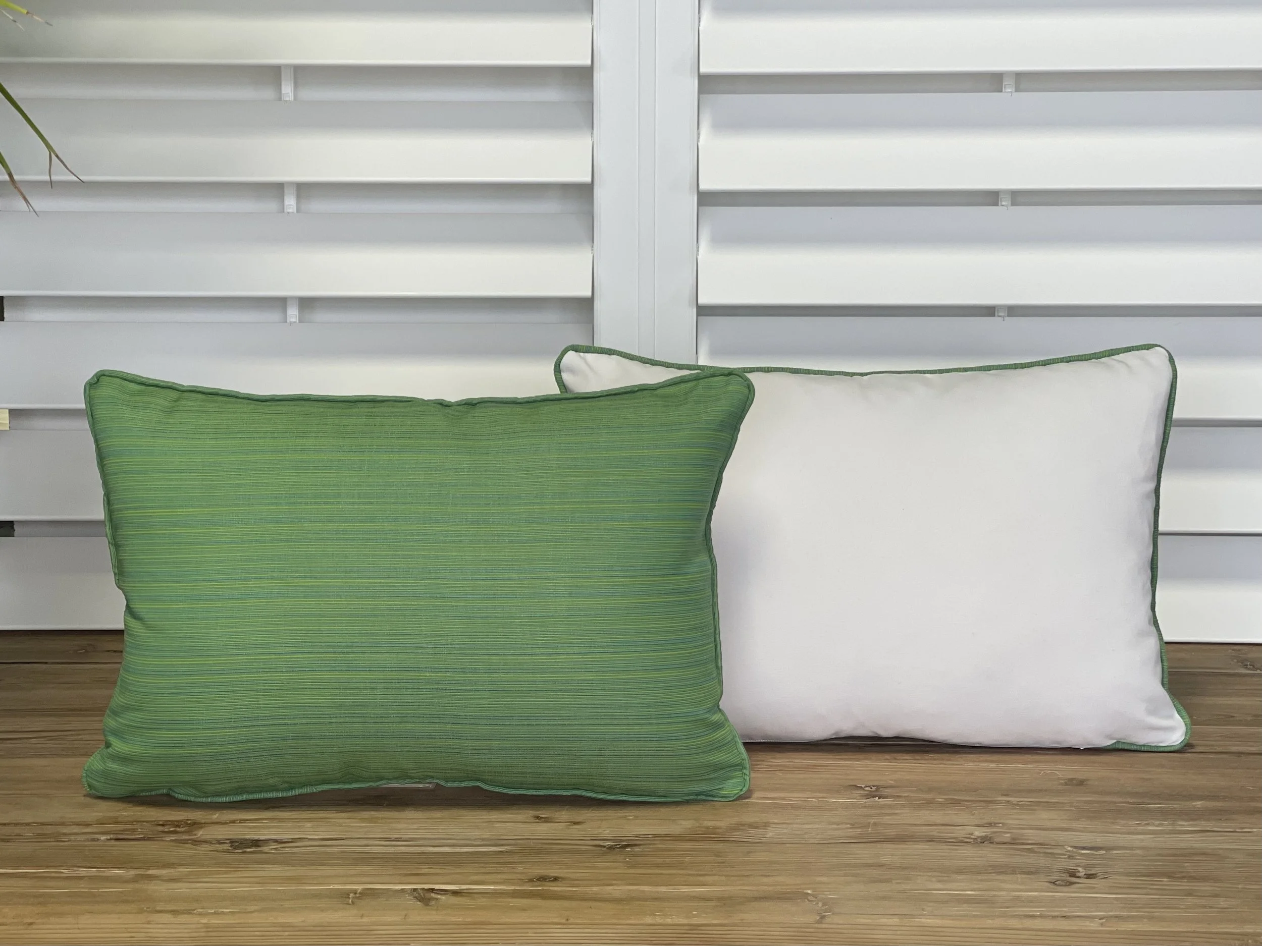 GREEN STRIÉ LUMBAR PILLOW COVER