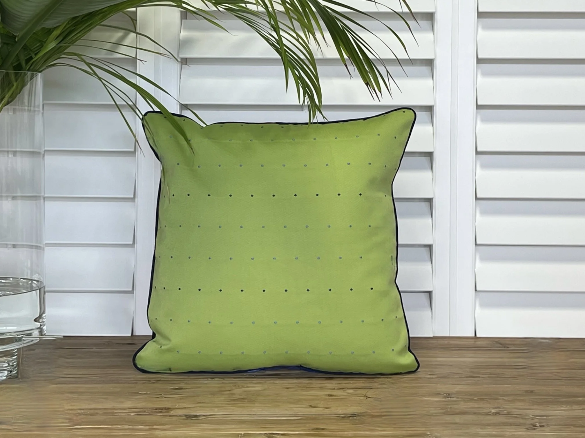 BRILLIANT GREEN & NAVY DOTS PILLOW COVER