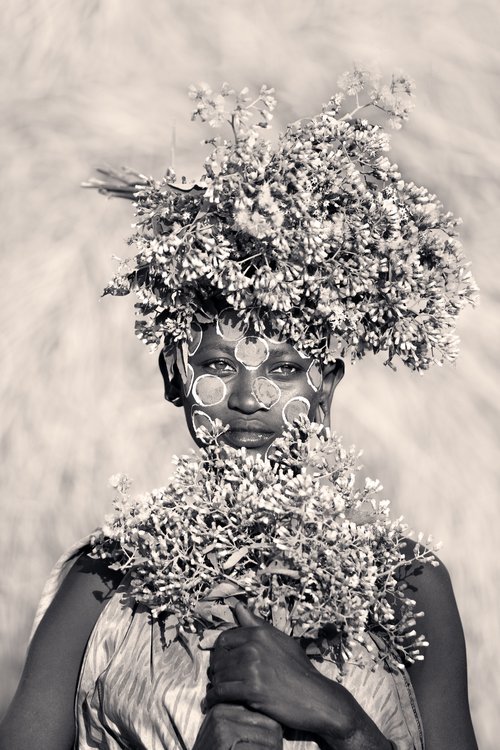 Cristina+Mittermeier,+Bloom+Keeper,+Suri+People,+Omo+Valley,+Ethiopia,+2023.jpg