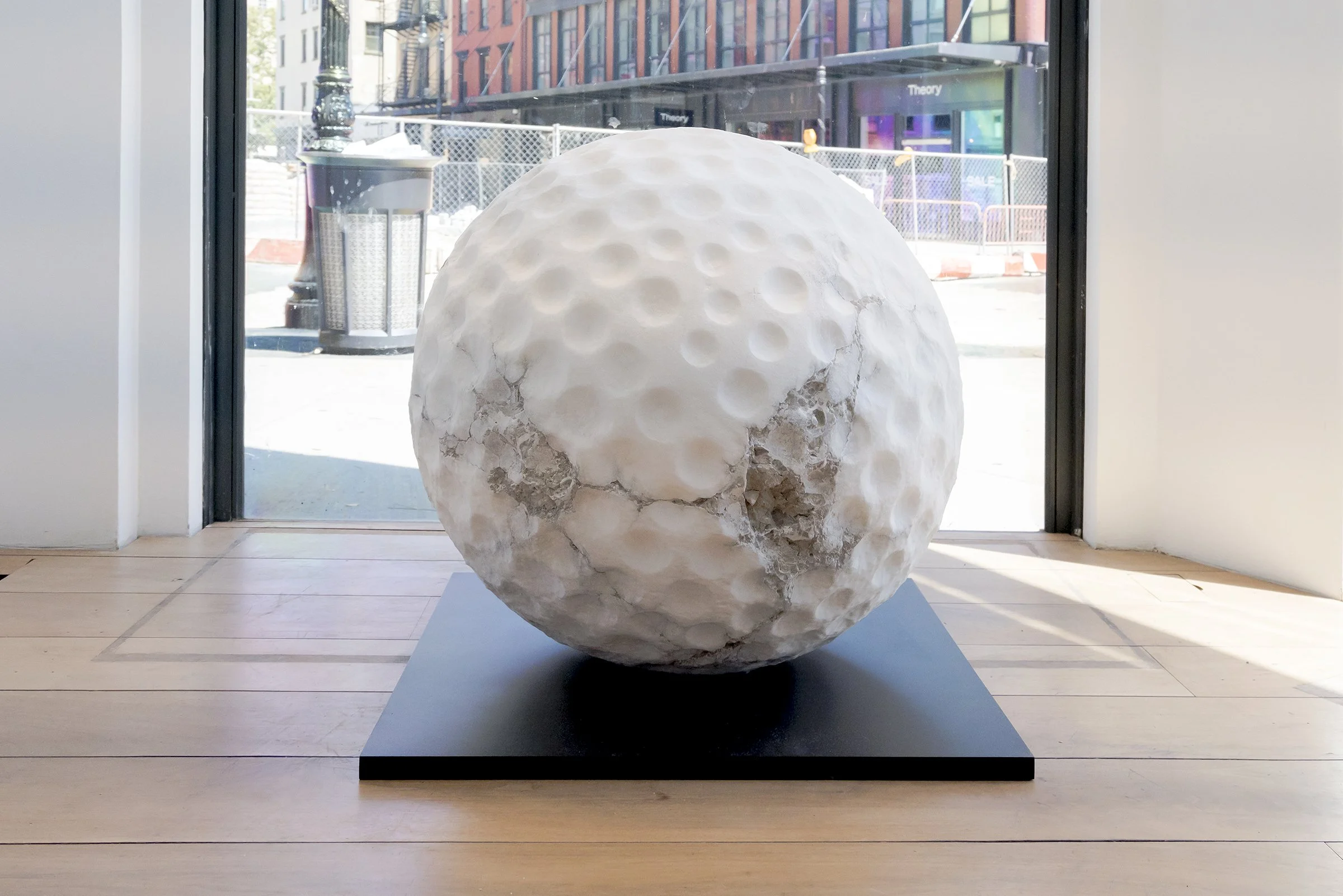 P17.314_Entitleist (alabaster)_Paula Crown.jpg