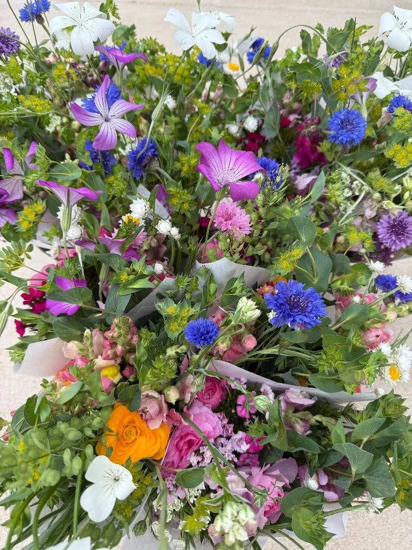 spring bouquets 2.jpg