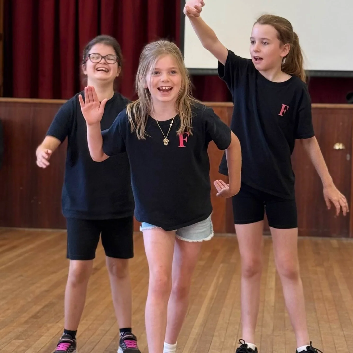 Nothing to see here, just pure JOY ☀️