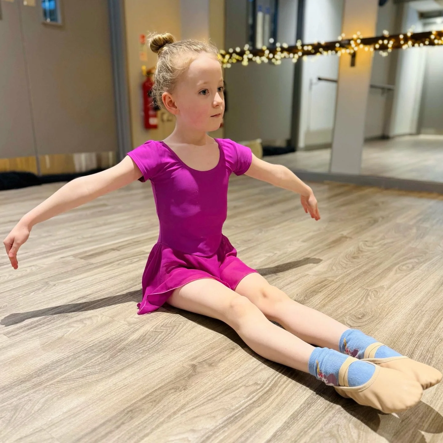 Get your good toes ready, we&rsquo;re back to class tonight! 🎉