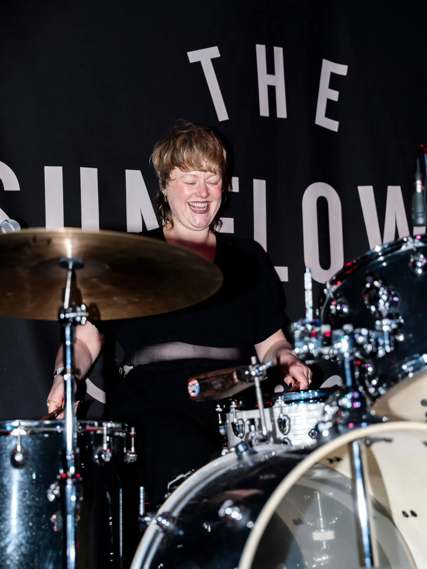 Over the moon to be playing our first ever Manchester show next week! 🌝 we're supporting our friends @genntheband on 7 Feb @yes_mcr (The Basement)

Our Lauren, who's from MCR, has been waiting 3 years for this day ✨️

Manchester folks, get your tick