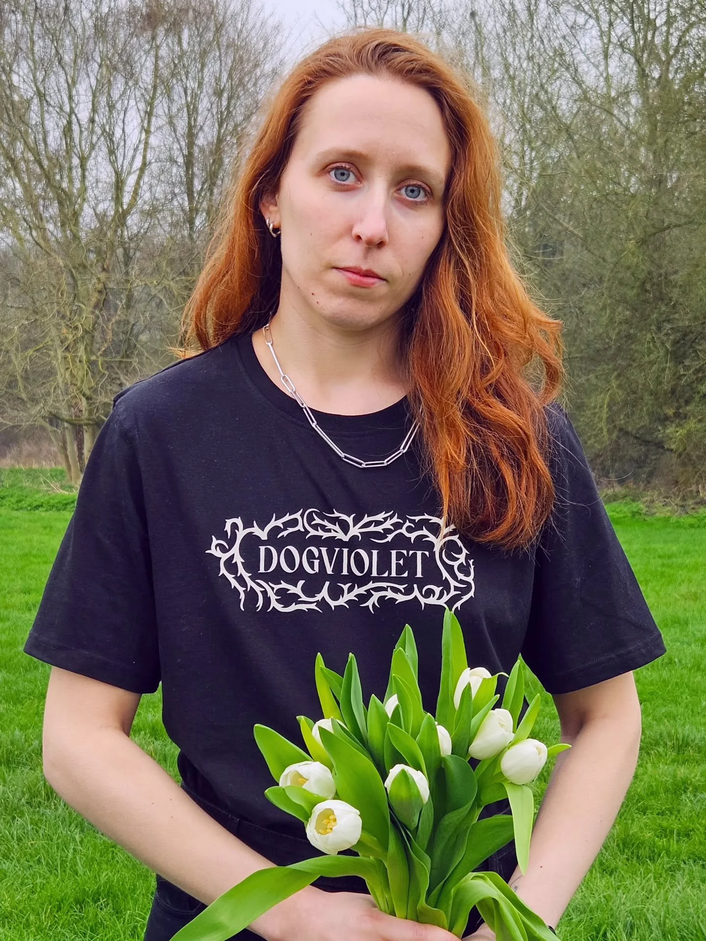 We have new t-shirts! 🖤

Off-white on black, the gothic vine doodles for this design are by Naz. Screen printed by the lovely @vinosangre onto @no_sweat_uk tees

Available in sizes XS-2XL and you can currently only buy them at an upcoming show

Here