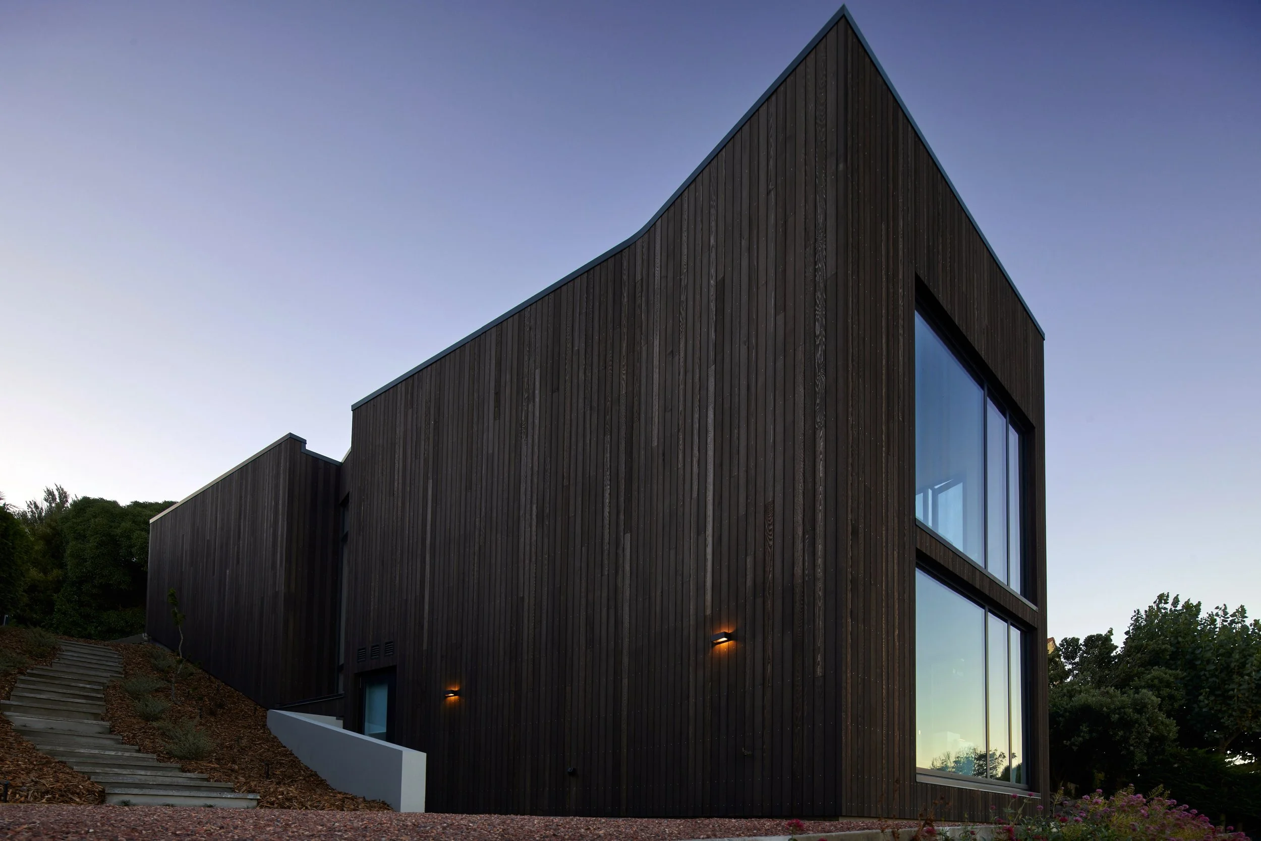 Sunrise Lane House_South East Corner_Sarah Rowlands_1.jpg