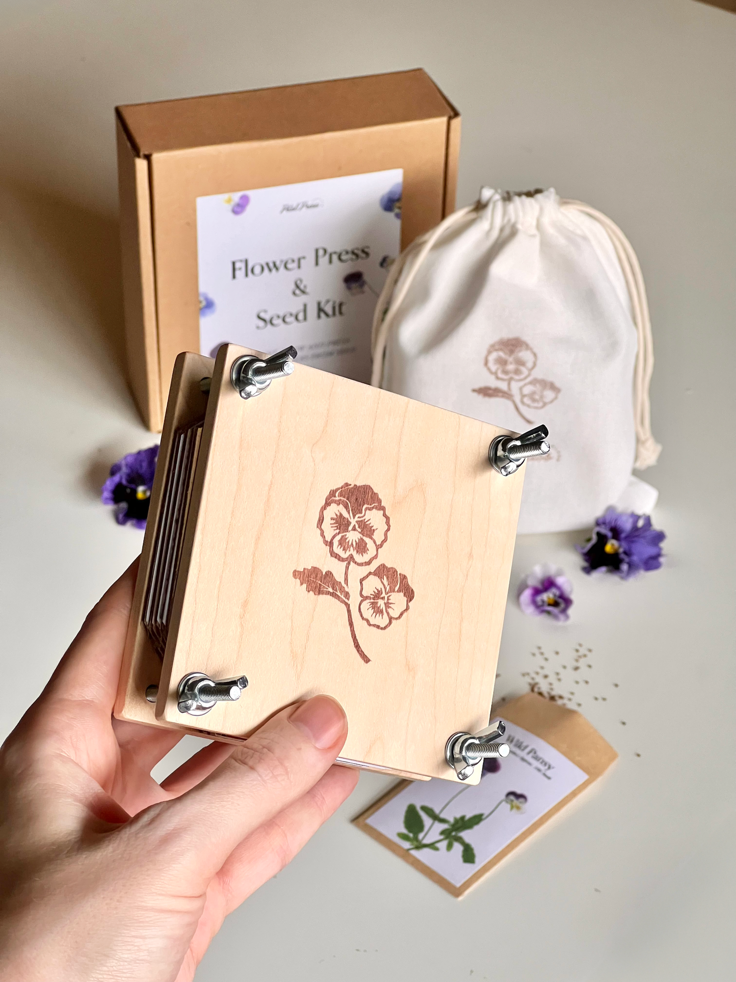 BNREOZA Mini Prensa De Flores Portátil De 35x50 Mm - Kit De Metal Con 10 Papeles Secantes Para Manualidades Botánicas Y DIY
