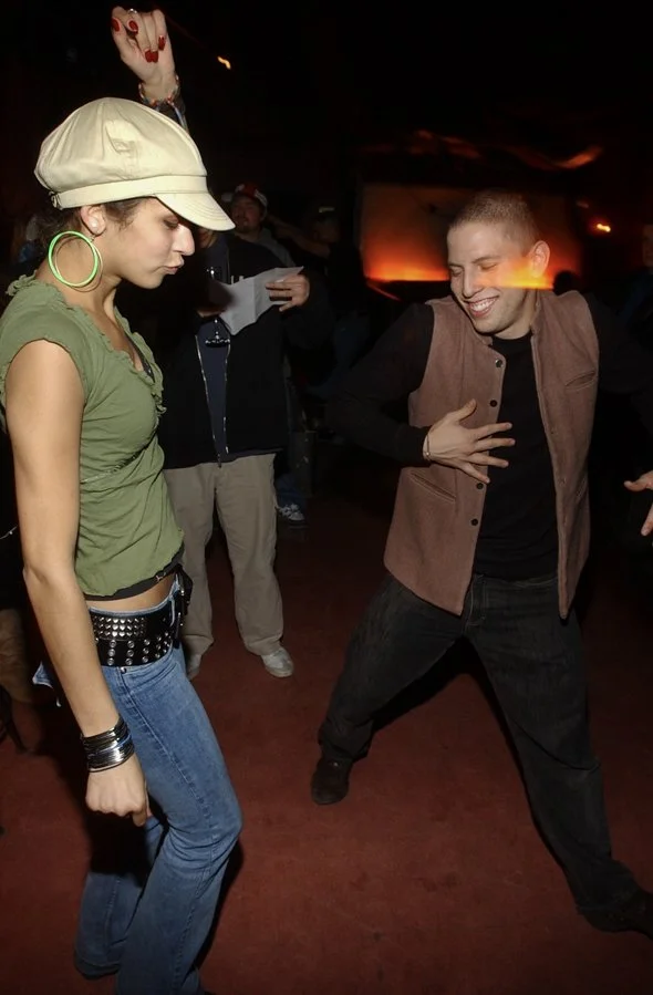 rave06.jpg