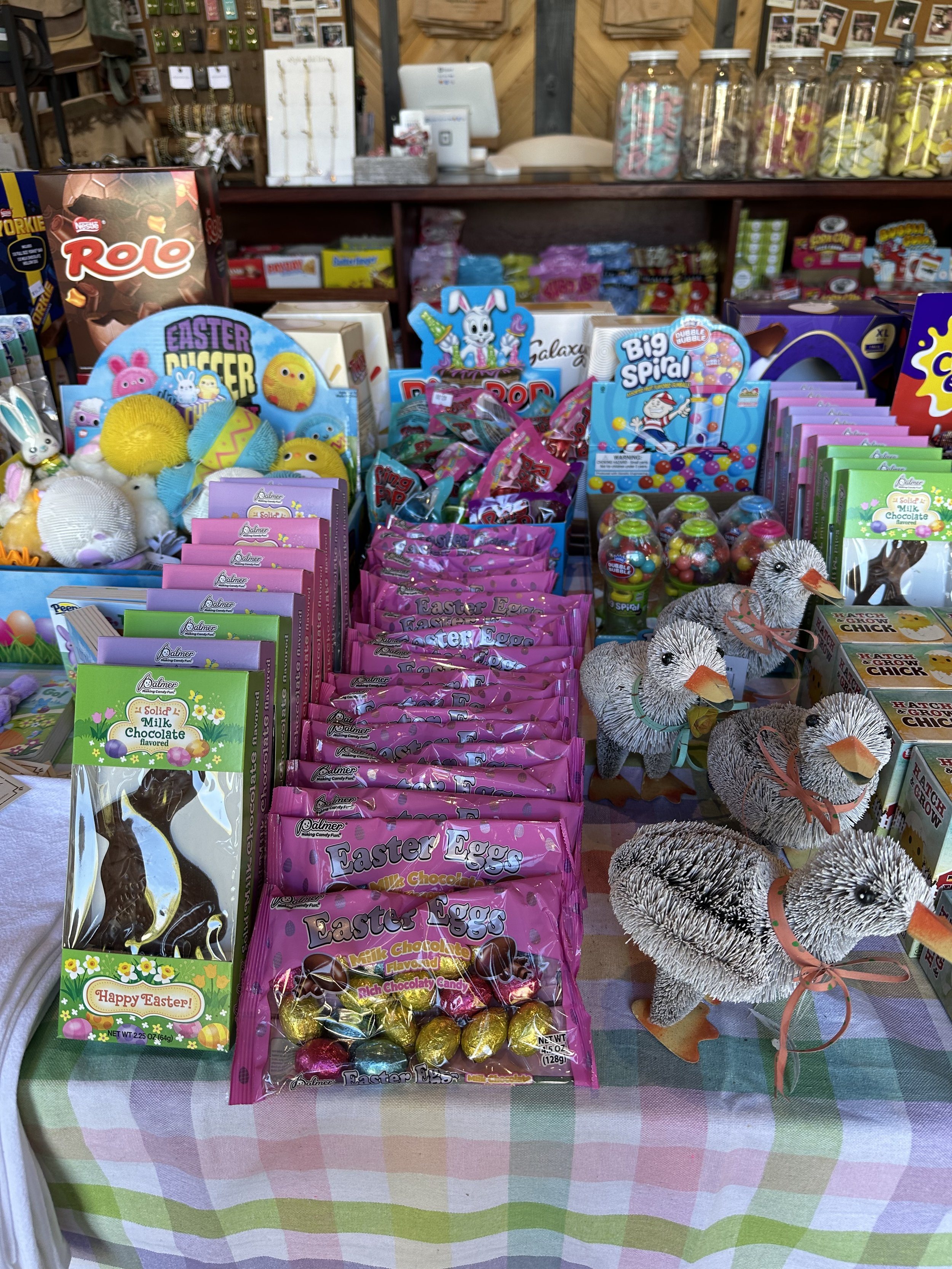 Store Easter 5.jpeg
