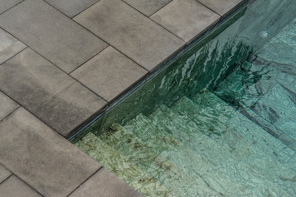 Why OKC Homeowners Are Choosing Dry Ice for Pool Scale Cleaning