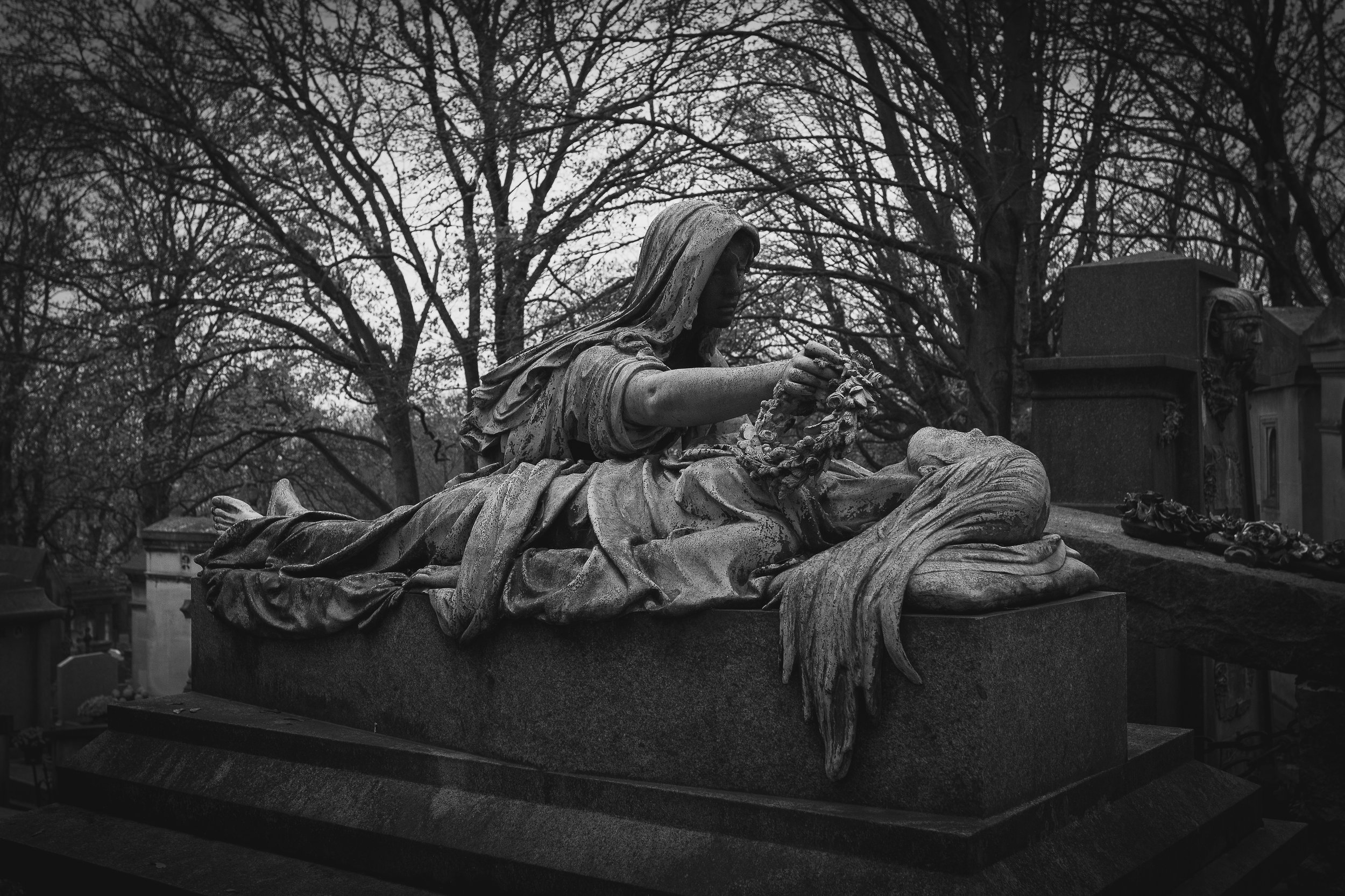 Cimetière du Père-Lachaise, Paris, B&W