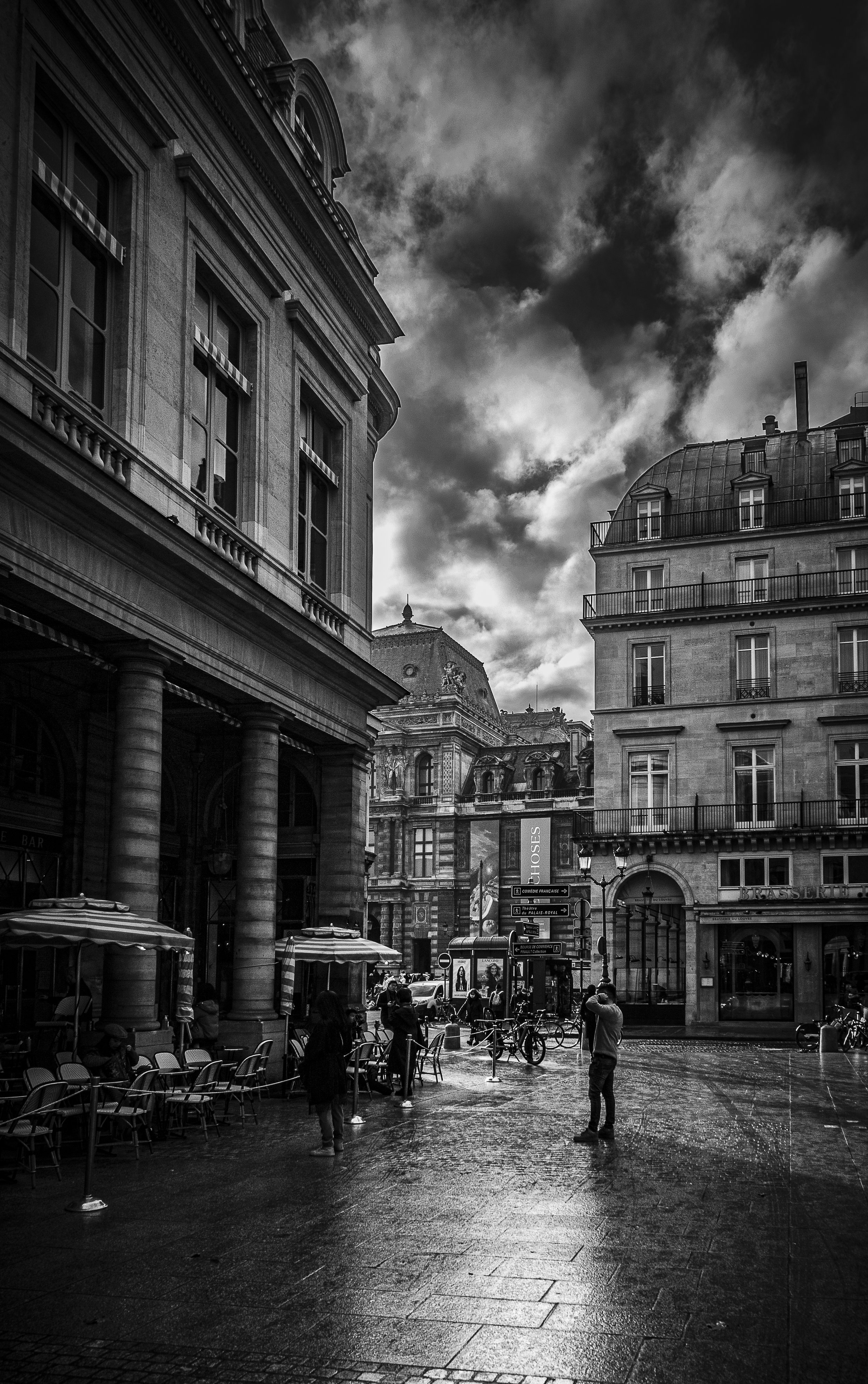 Palais Royale Cafe, Paris, B&W